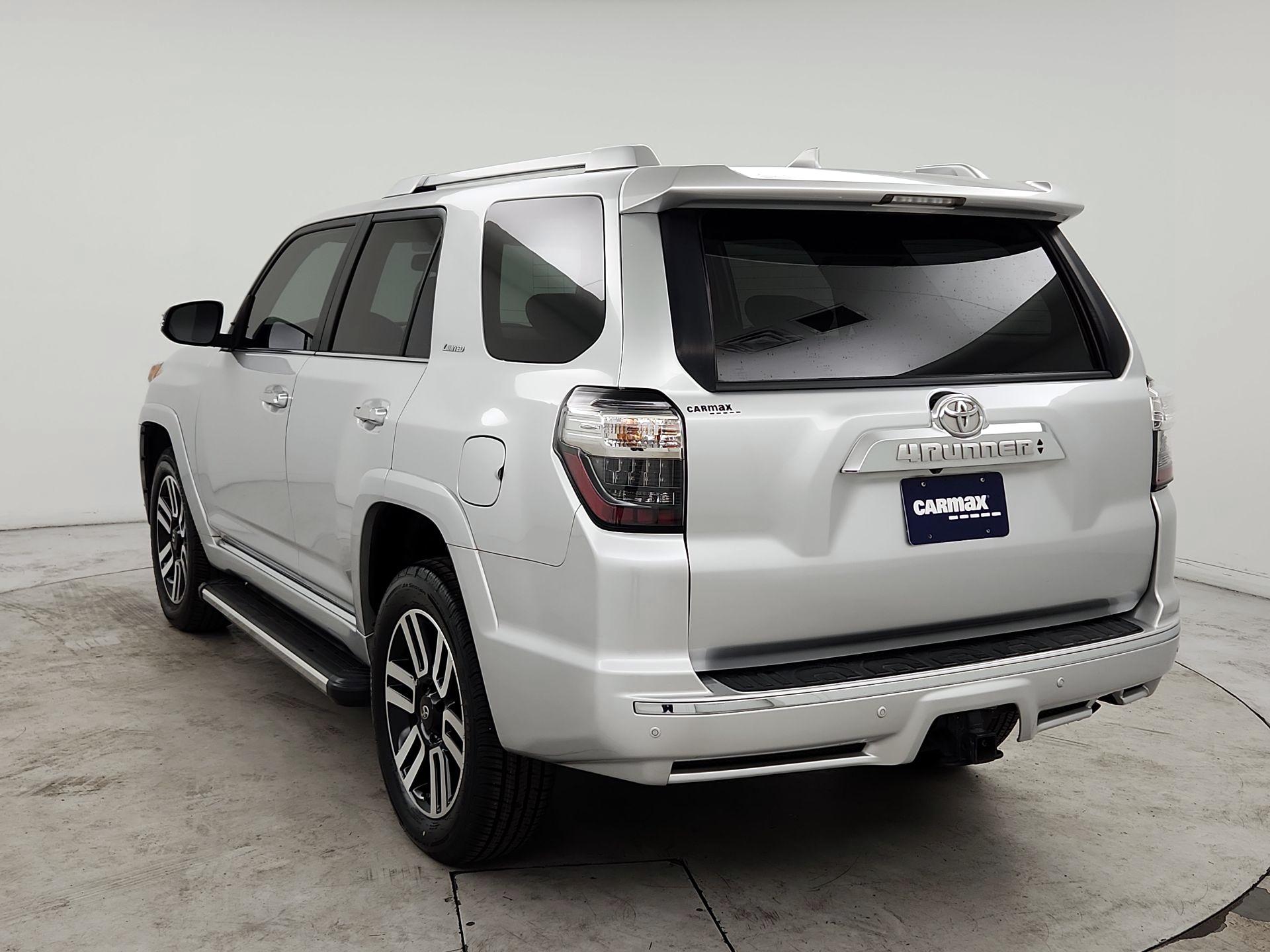 Thumbnail: 2018 Toyota 4Runner - 7