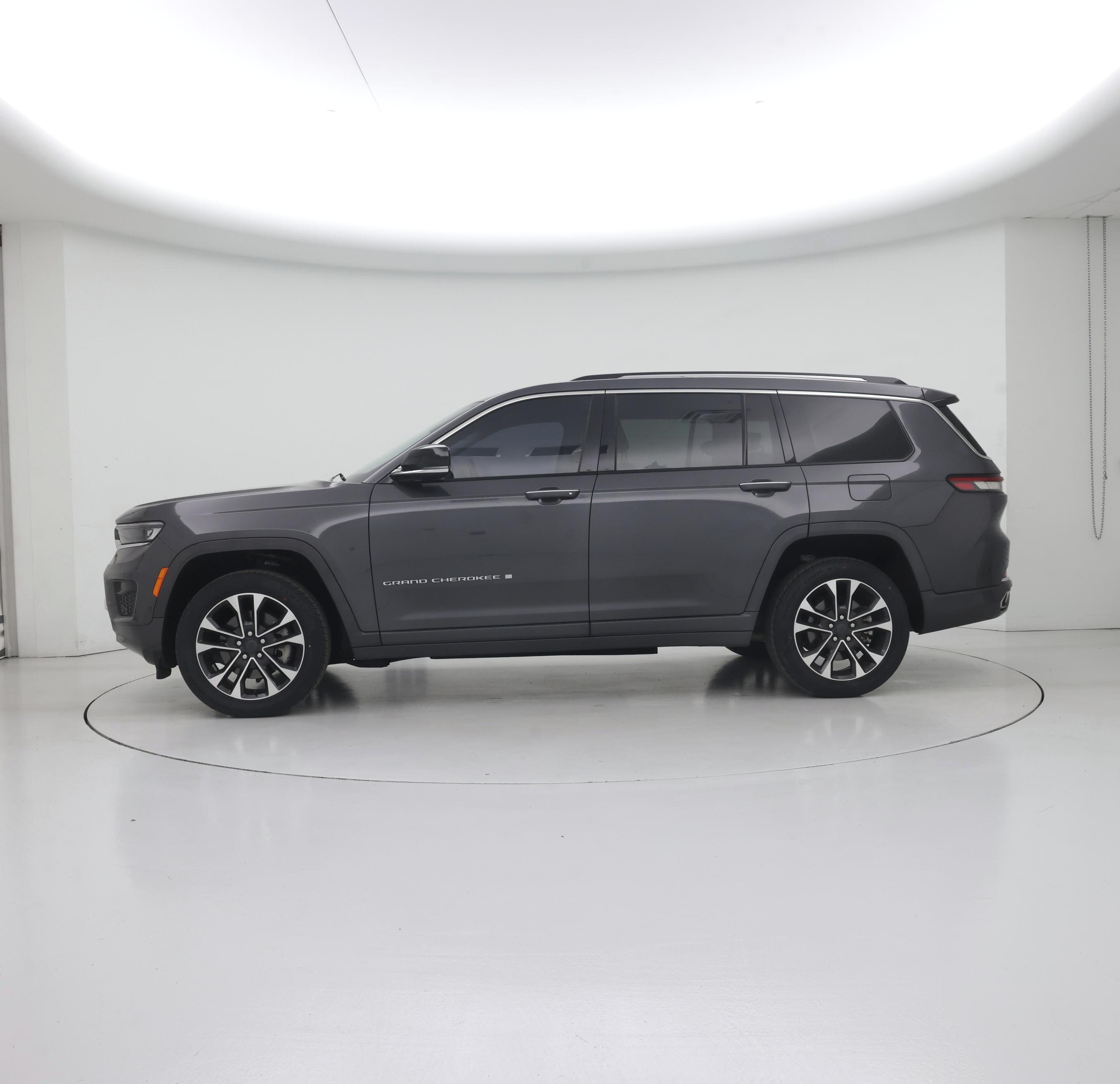 Thumbnail: 2023 Jeep Grand Cherokee L - 3