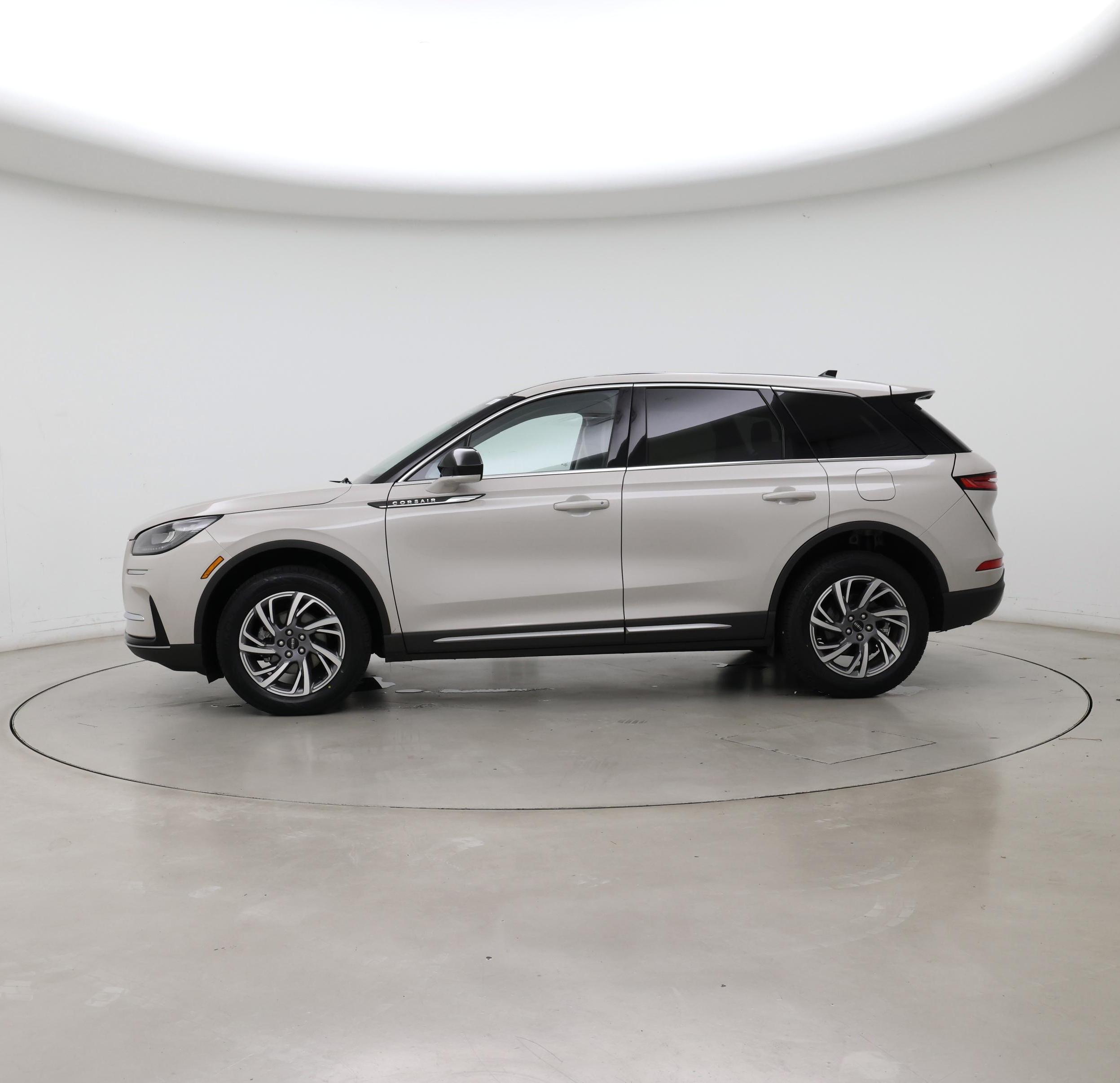 Thumbnail: 2024 Lincoln Corsair - 3