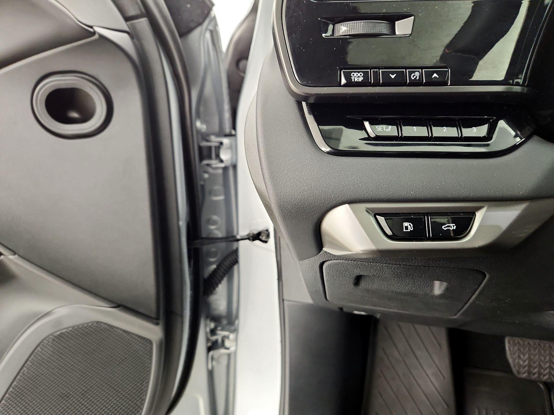 Thumbnail: 2024 Lexus RX - 13