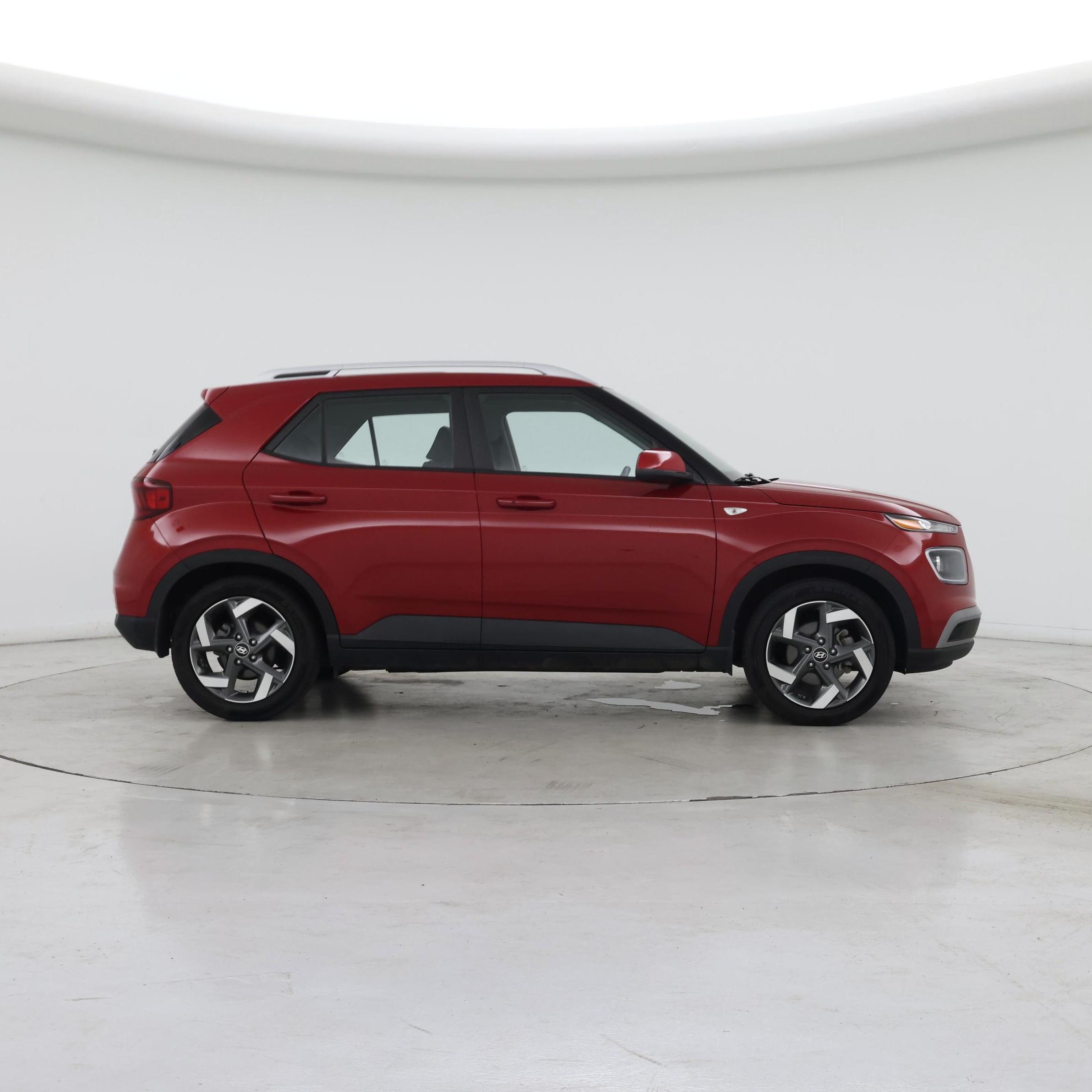 Thumbnail: 2022 Hyundai Venue - 7