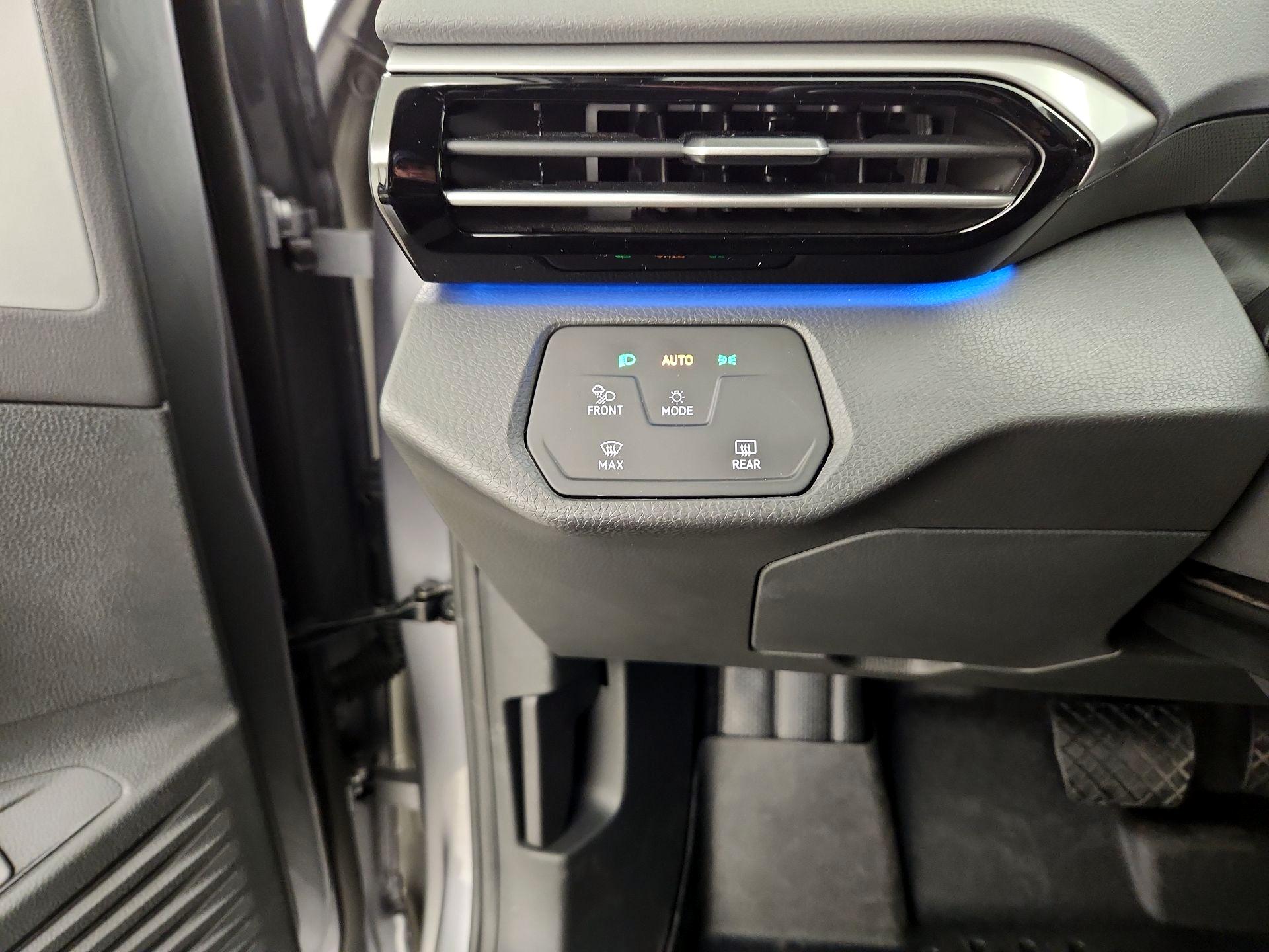 Thumbnail: 2023 Volkswagen ID.4 - 11