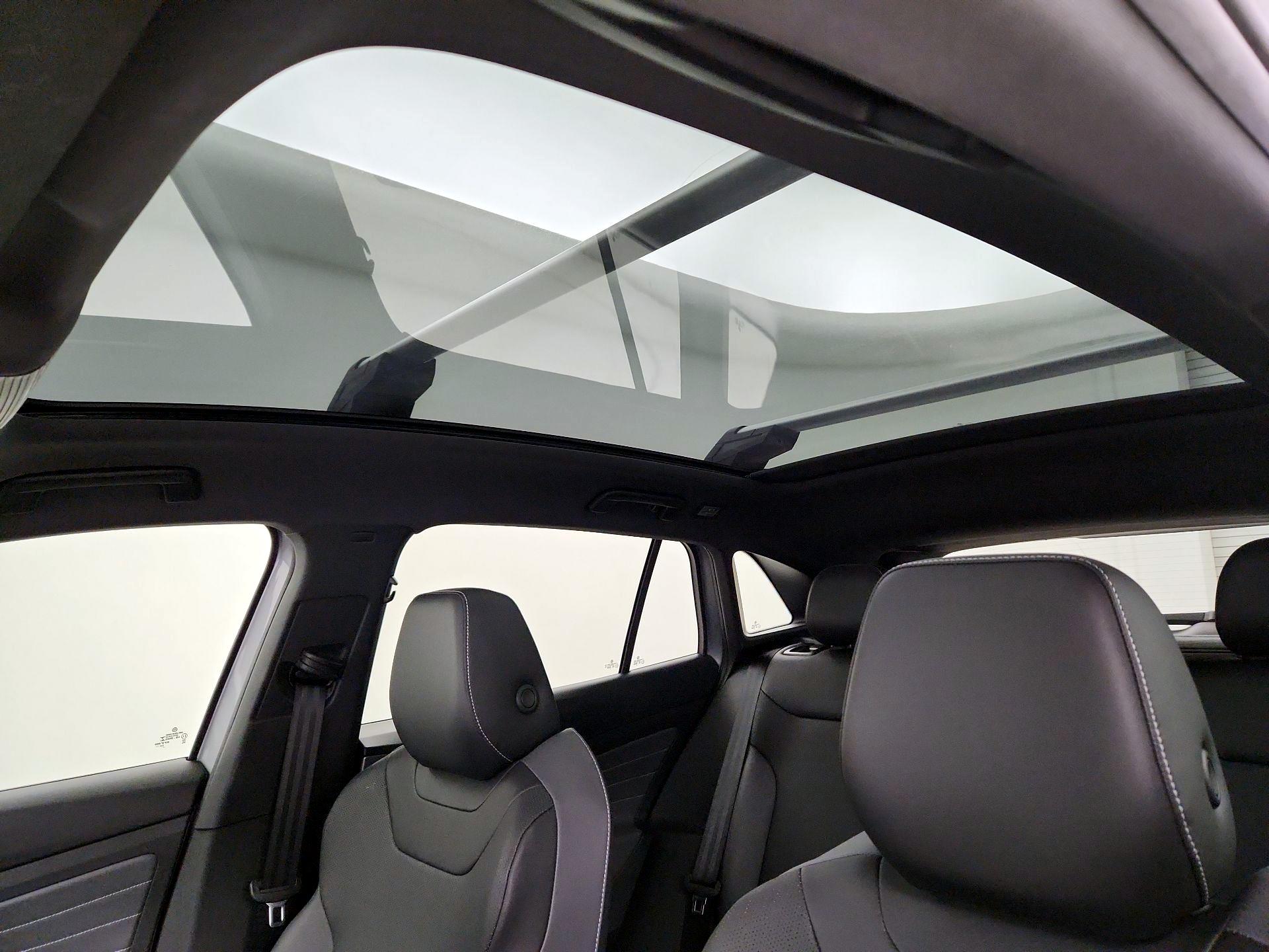 Thumbnail: 2023 Volkswagen ID.4 - 18