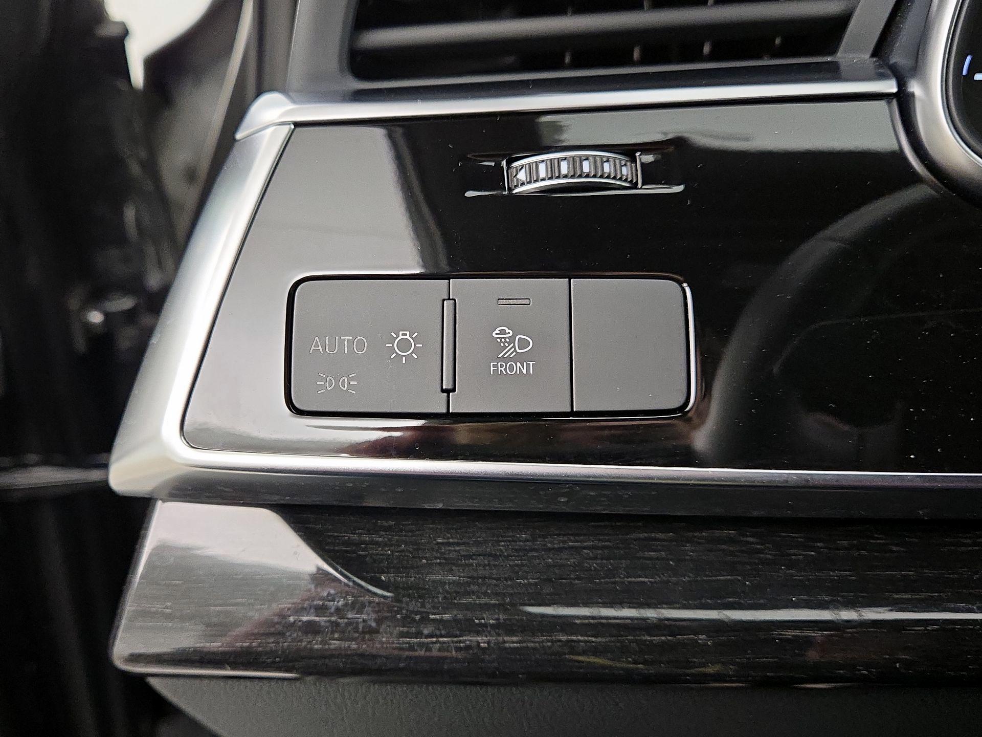 Thumbnail: 2025 Audi Q7 - 13