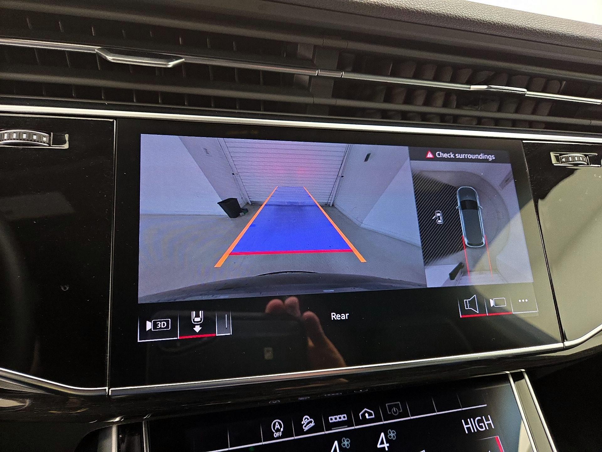 Thumbnail: 2025 Audi Q7 - 15