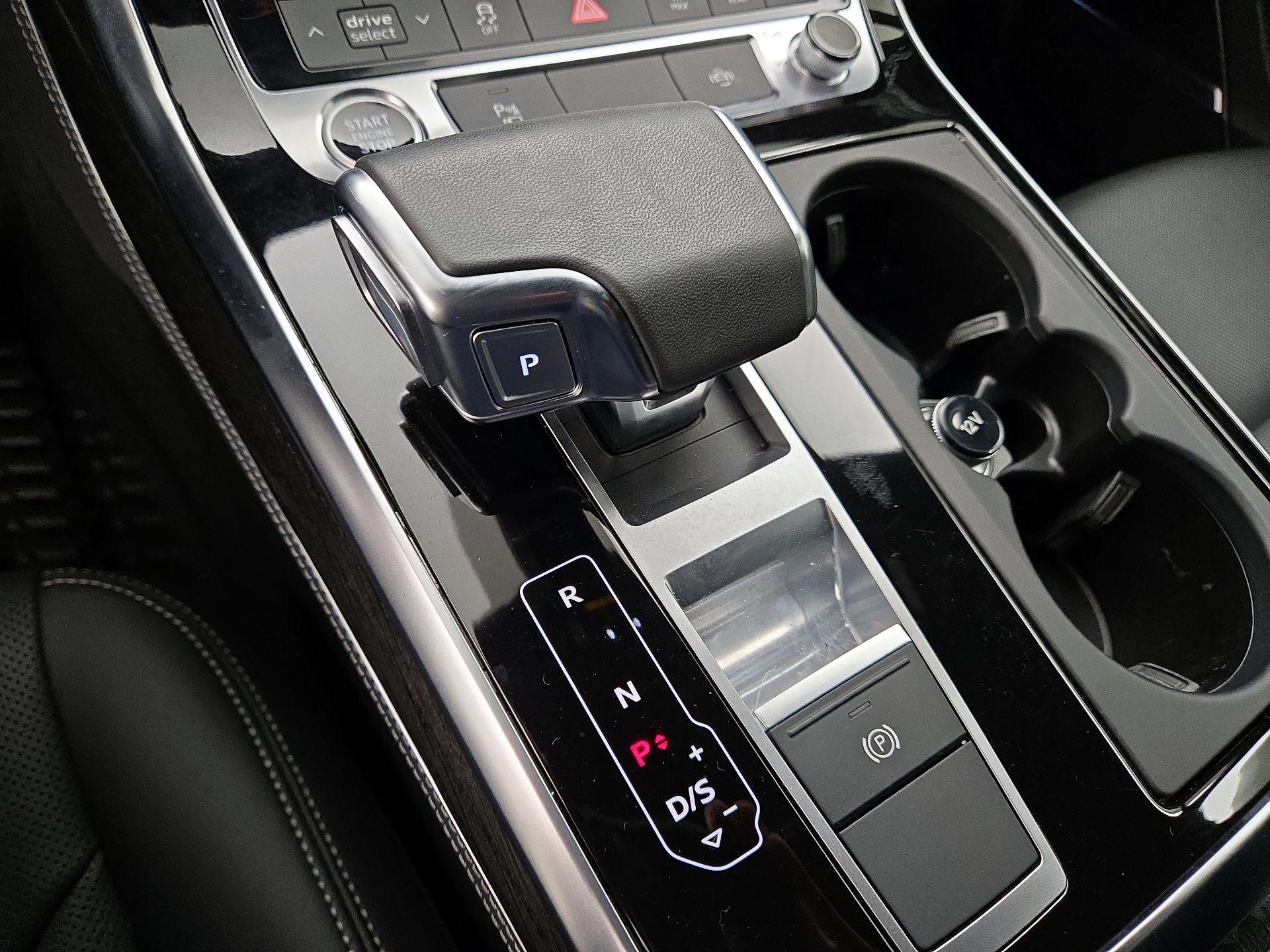 Thumbnail: 2025 Audi Q7 - 18