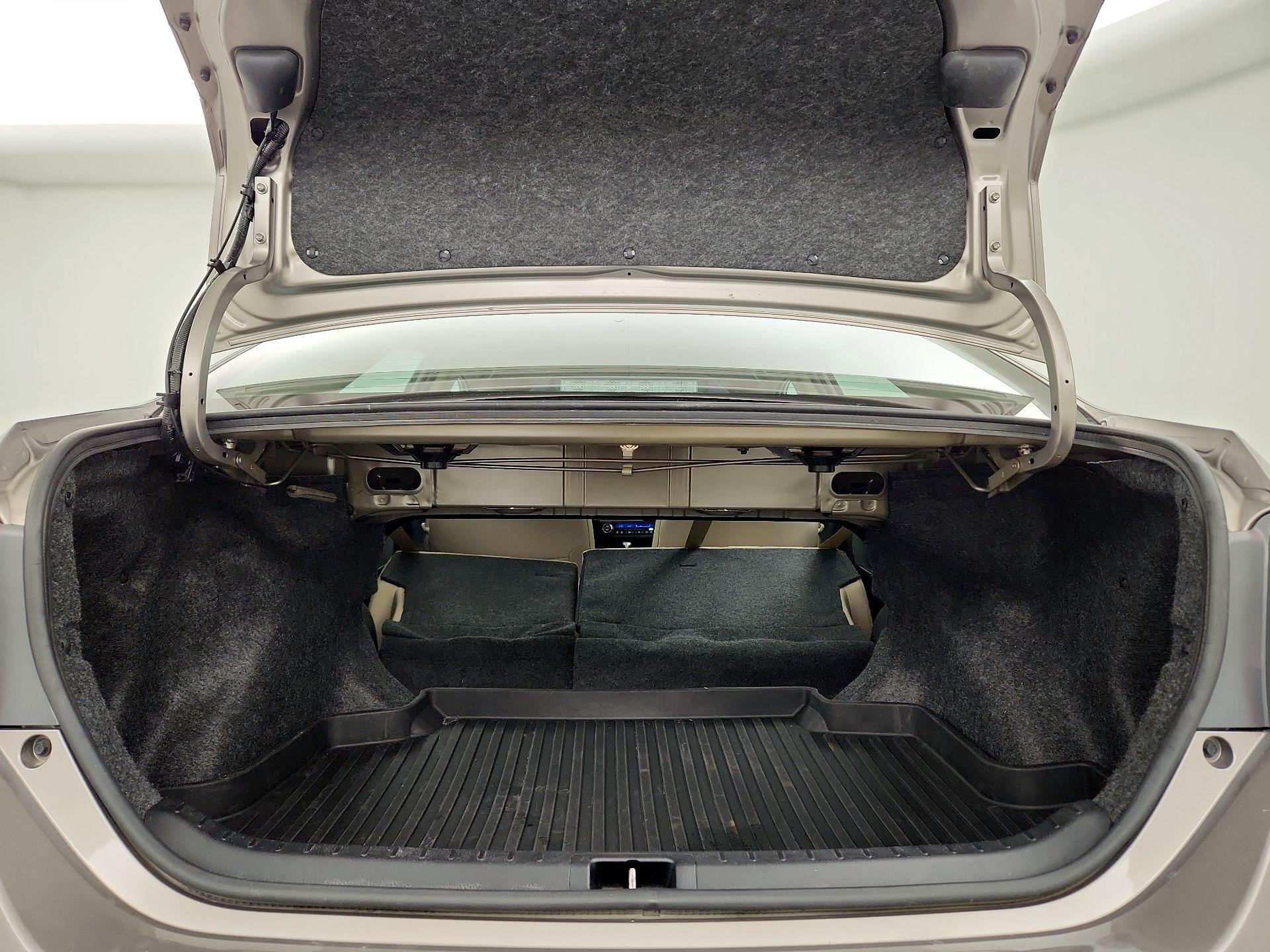 Thumbnail: 2015 Toyota Corolla - 19