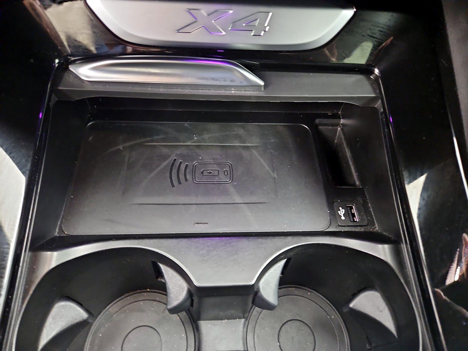 Thumbnail: 2025 BMW X4 - 19