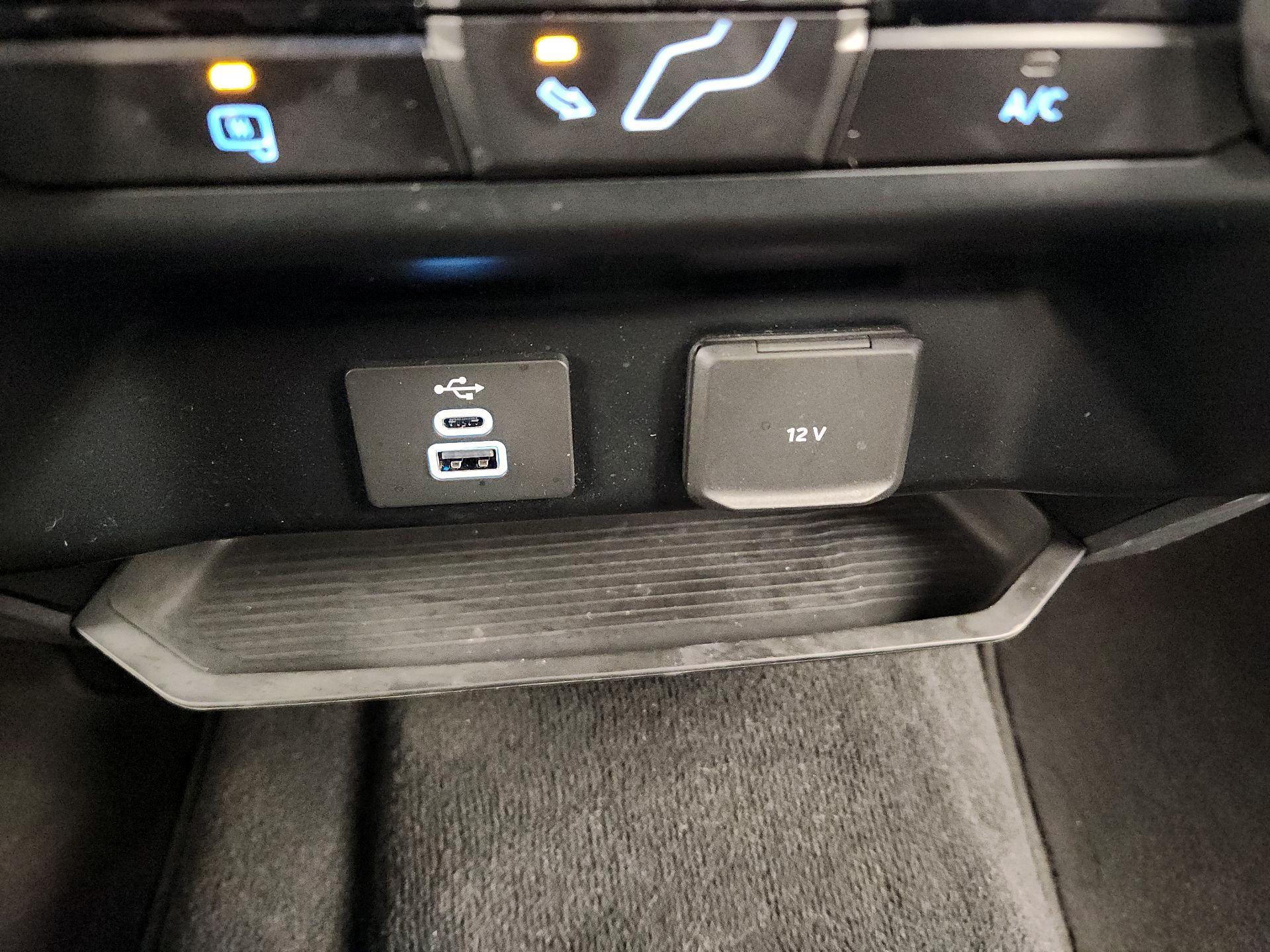 Thumbnail: 2023 Ford F-250 - 16