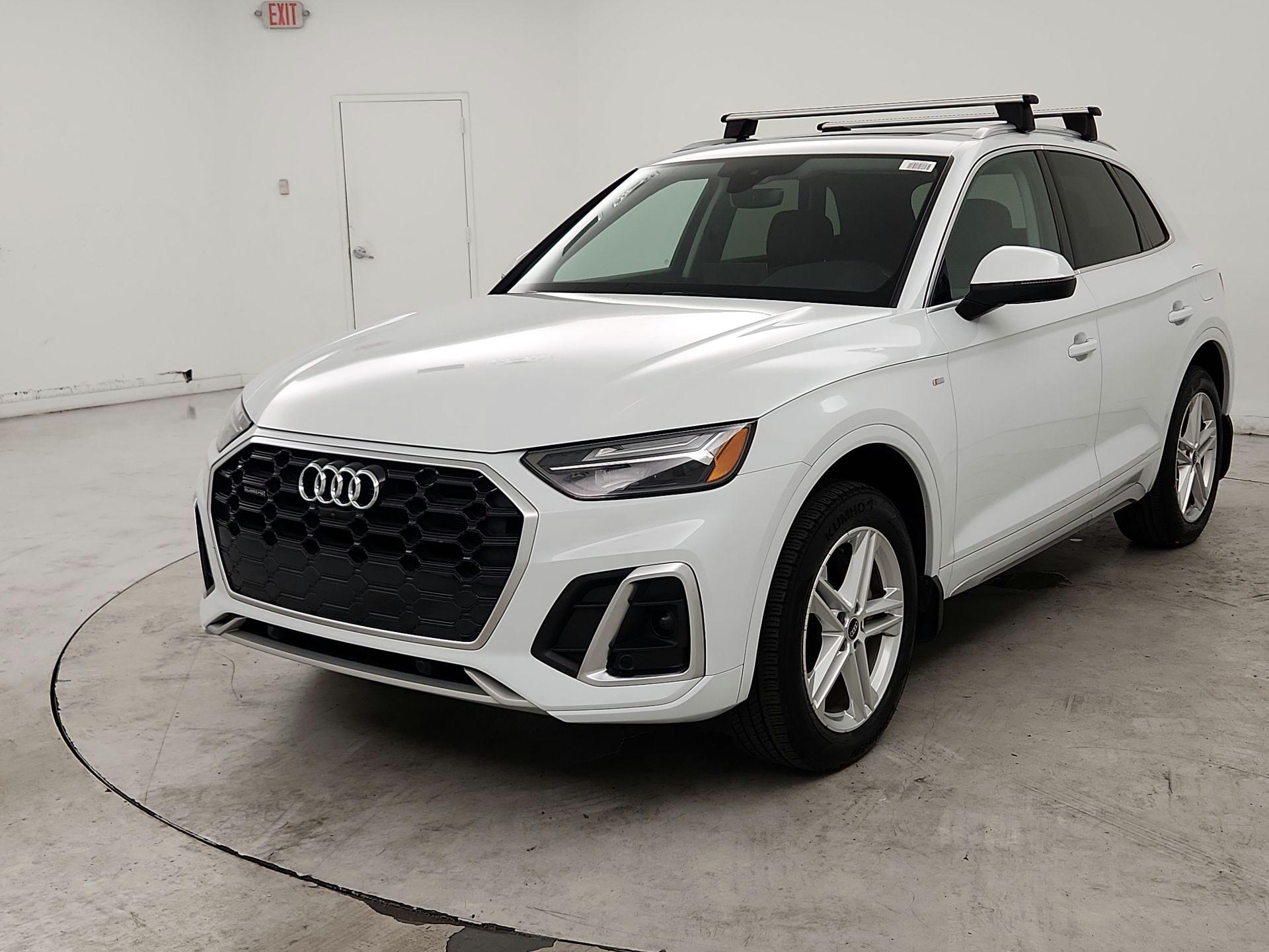 Thumbnail: 2021 Audi Q5 - 3