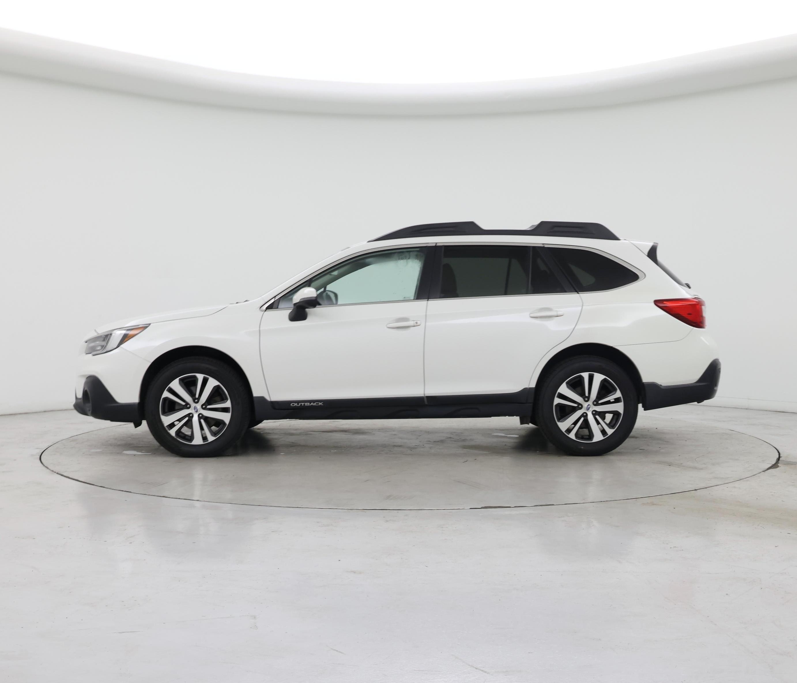 Thumbnail: 2019 Subaru Outback - 3
