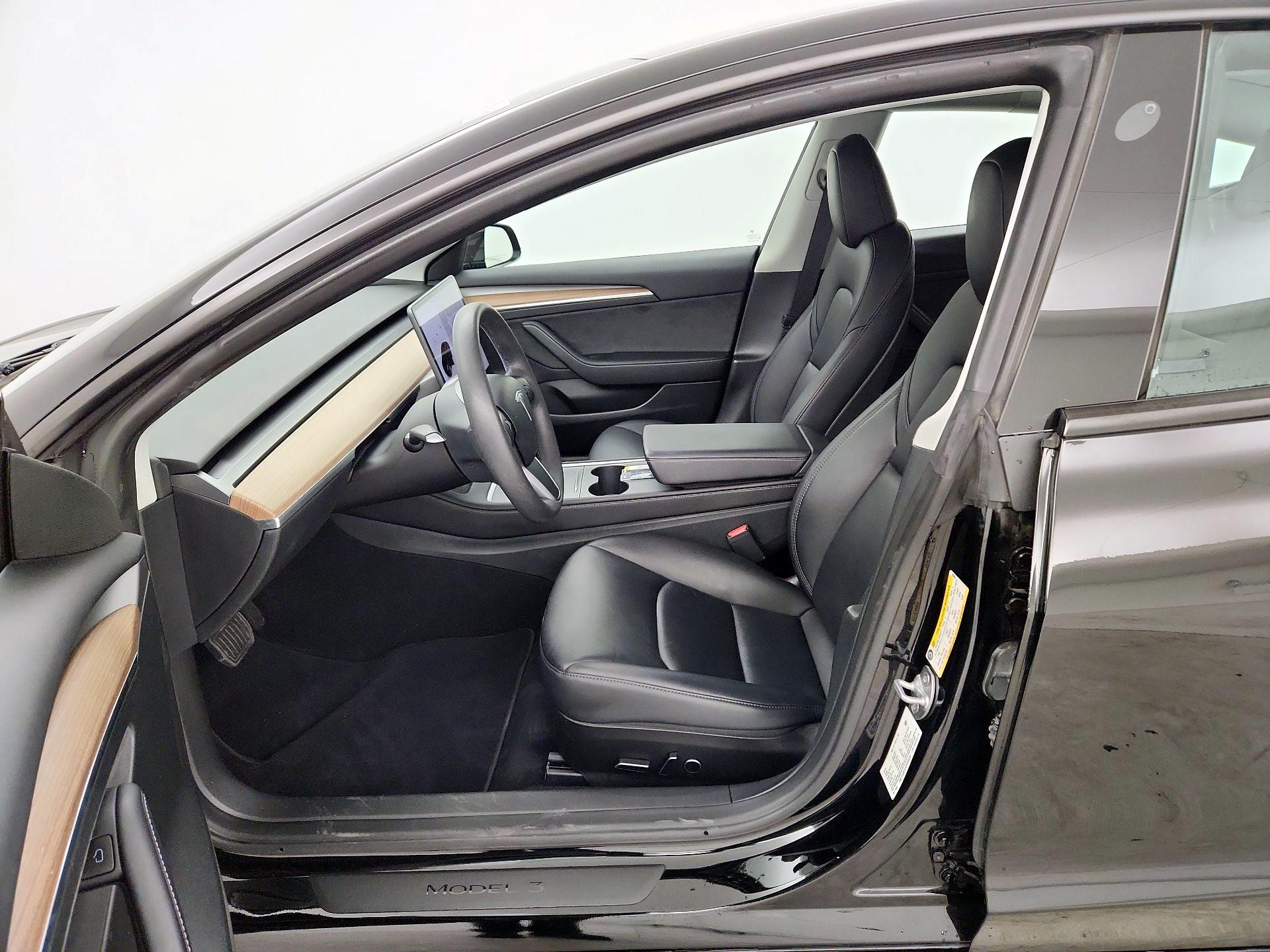 Thumbnail: 2023 Tesla Model 3 - 9