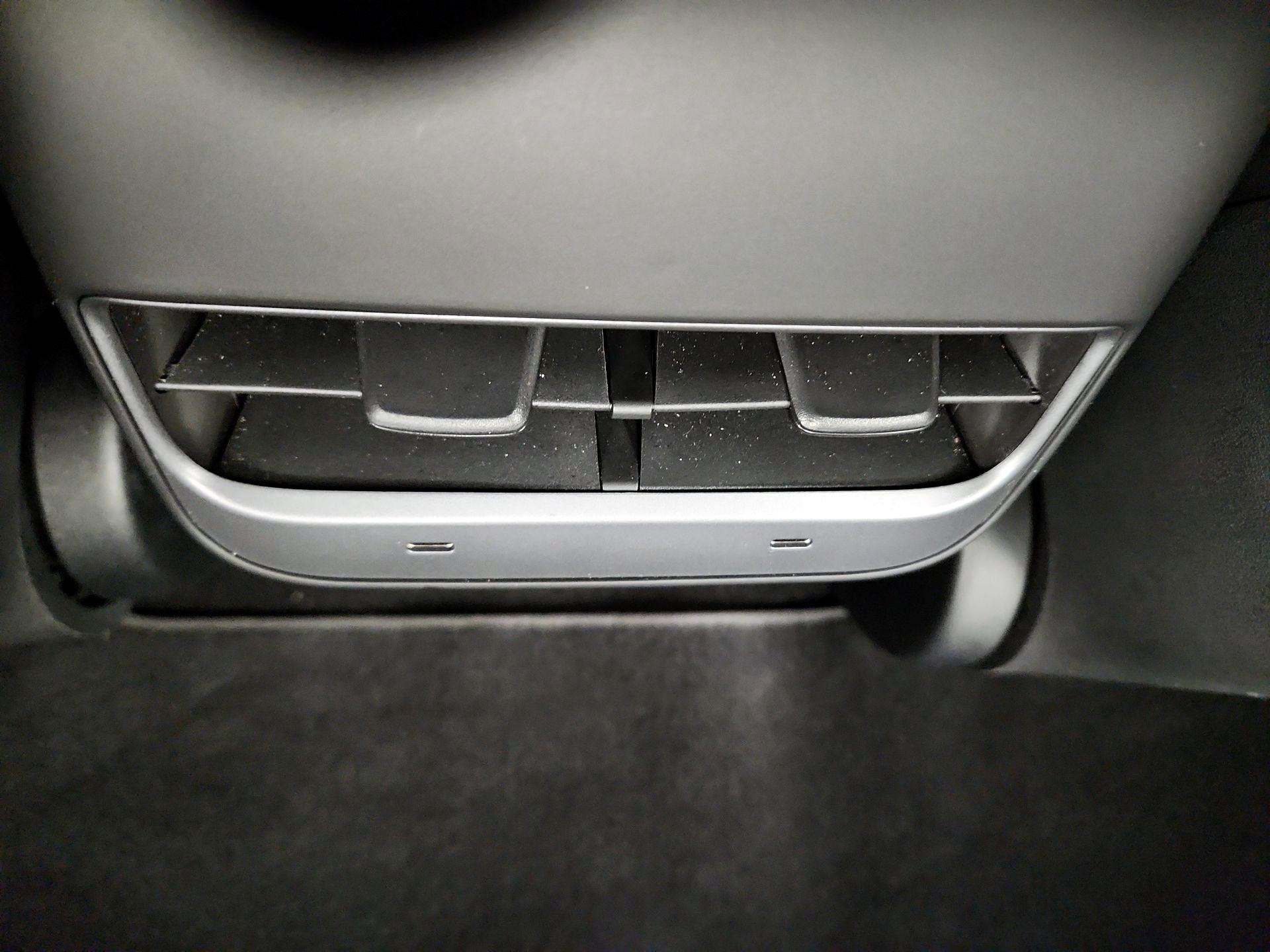 Thumbnail: 2023 Tesla Model 3 - 16