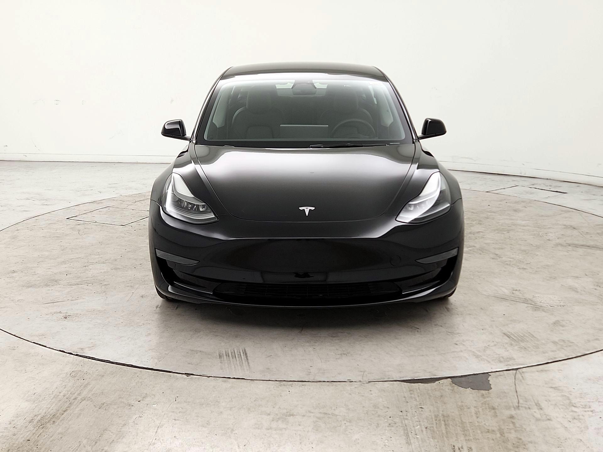 Thumbnail: 2023 Tesla Model 3 - 2
