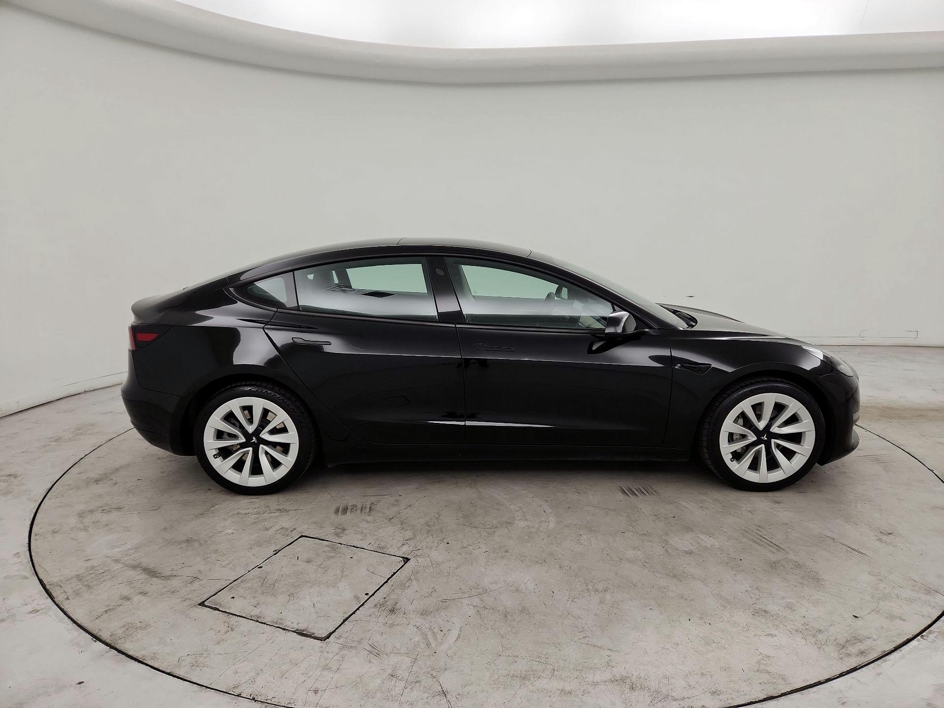 Thumbnail: 2023 Tesla Model 3 - 4