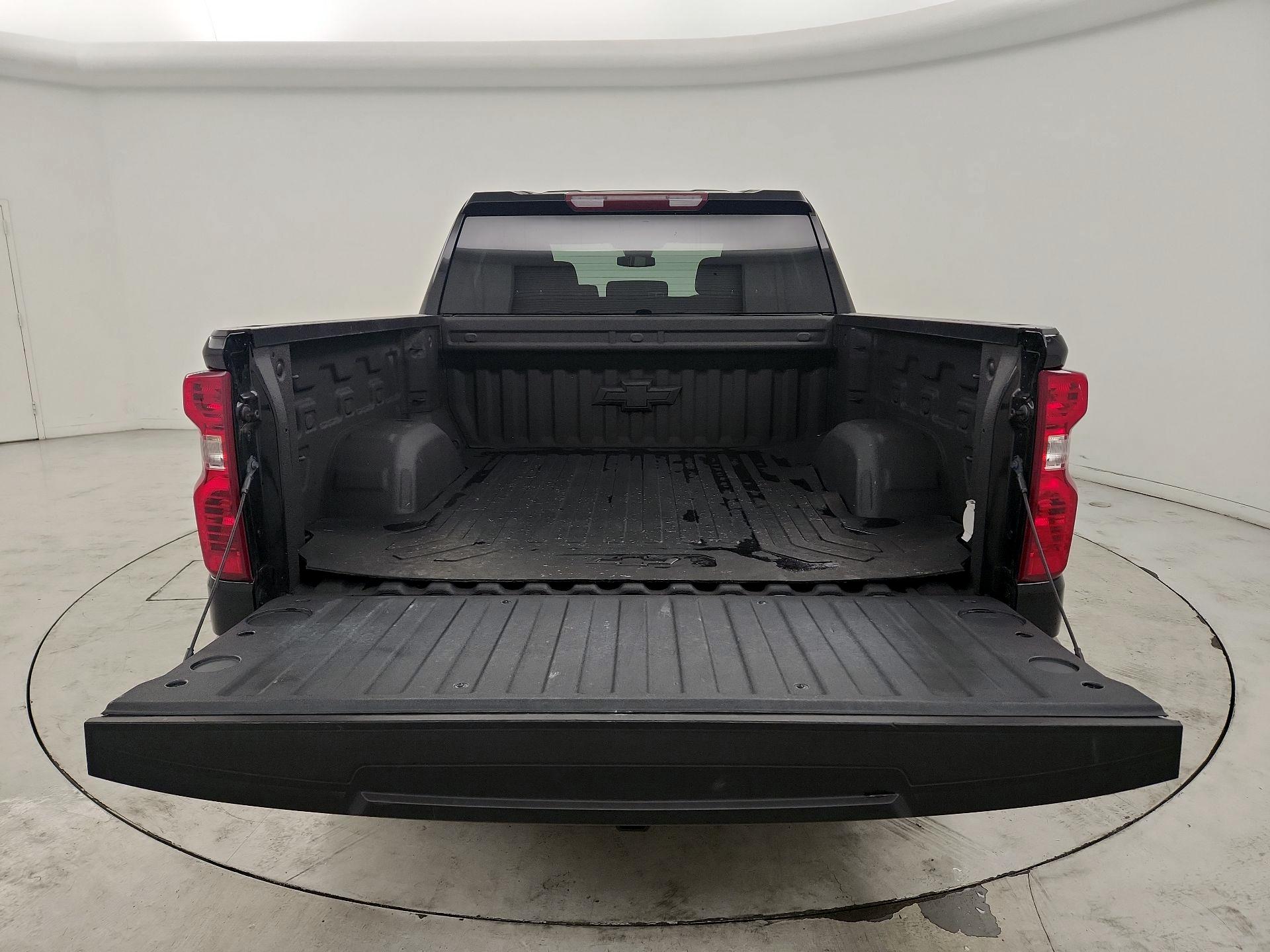 Thumbnail: 2022 Chevrolet Silverado 1500 - 18