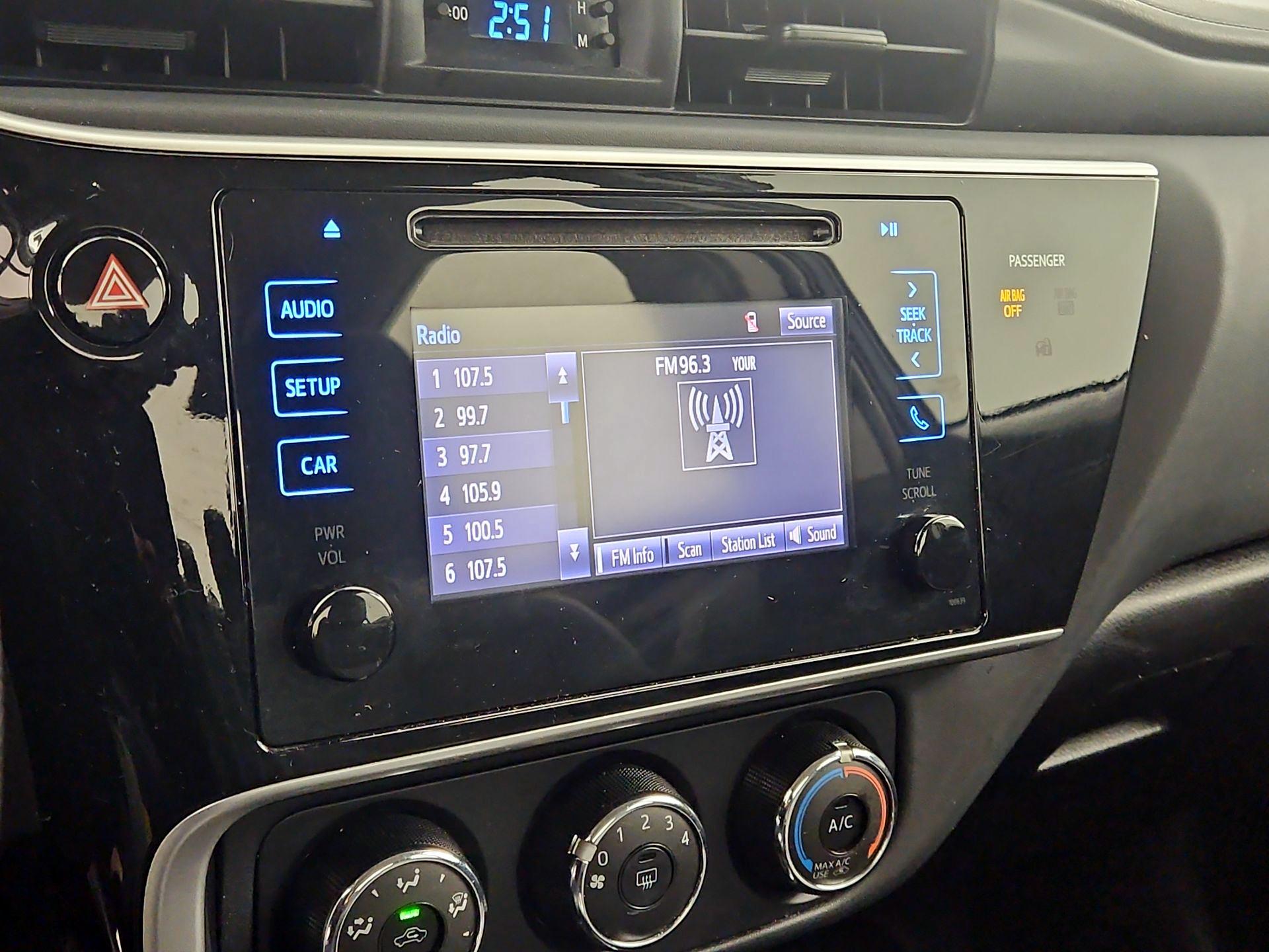 Thumbnail: 2017 Toyota Corolla - 15