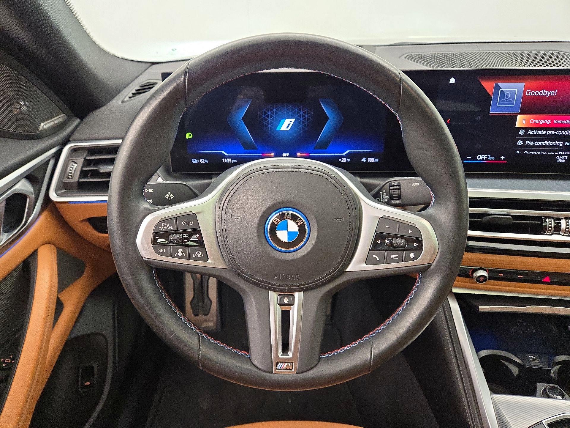 Thumbnail: 2023 BMW i4 - 10