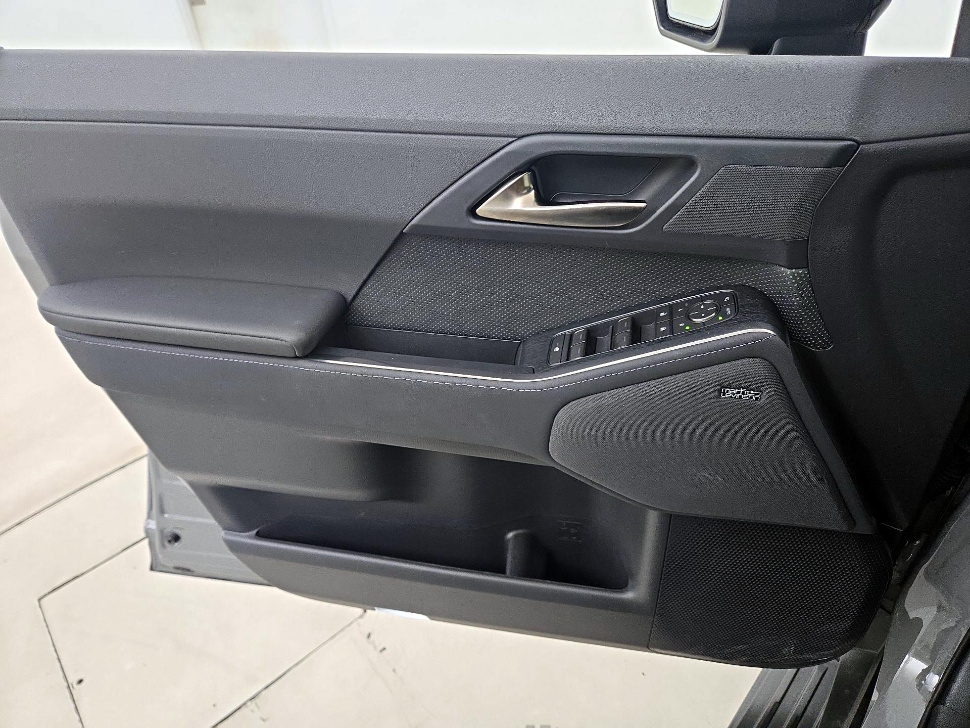 Thumbnail: 2025 Lexus GX - 12