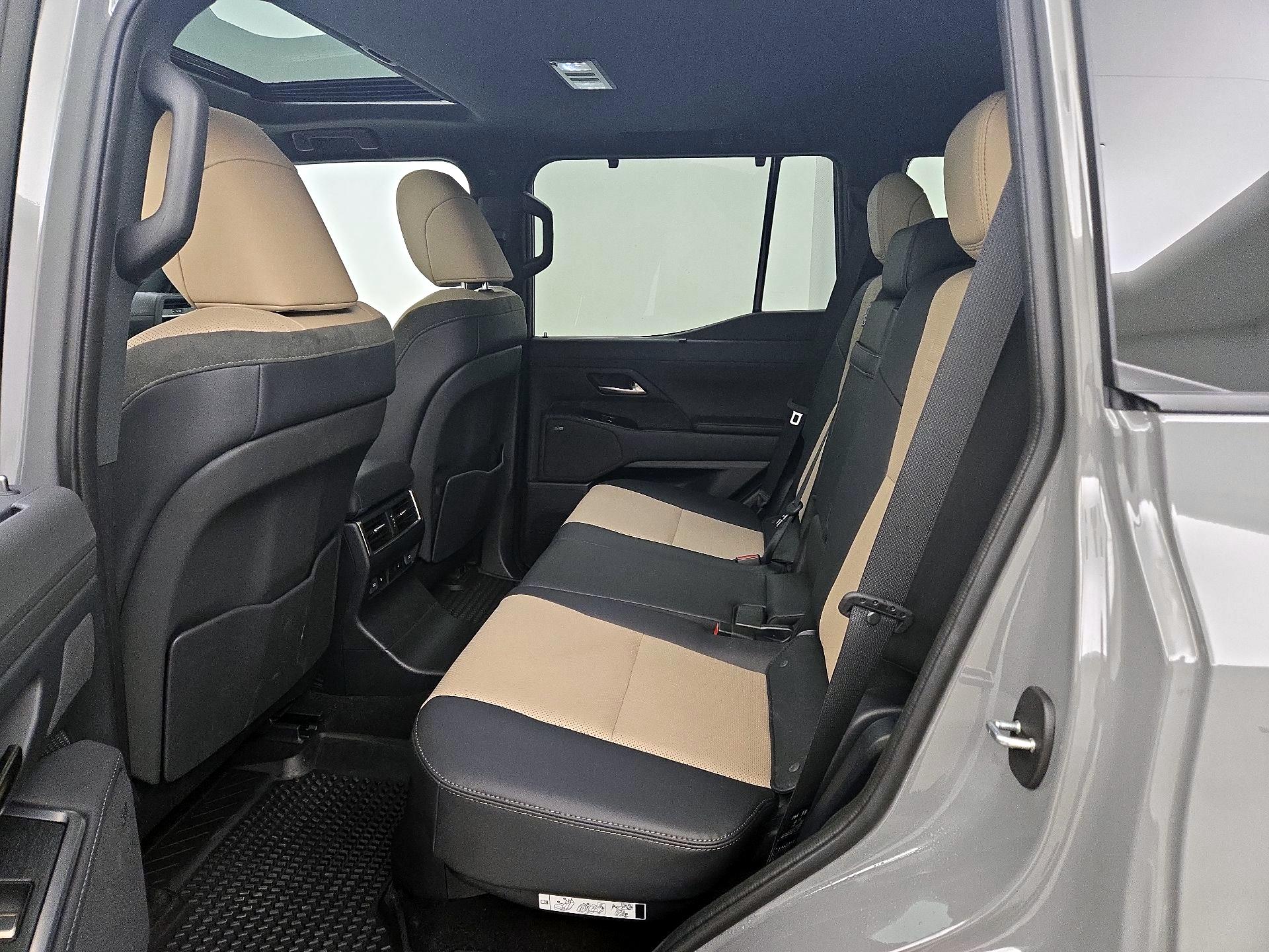 Thumbnail: 2025 Lexus GX - 20