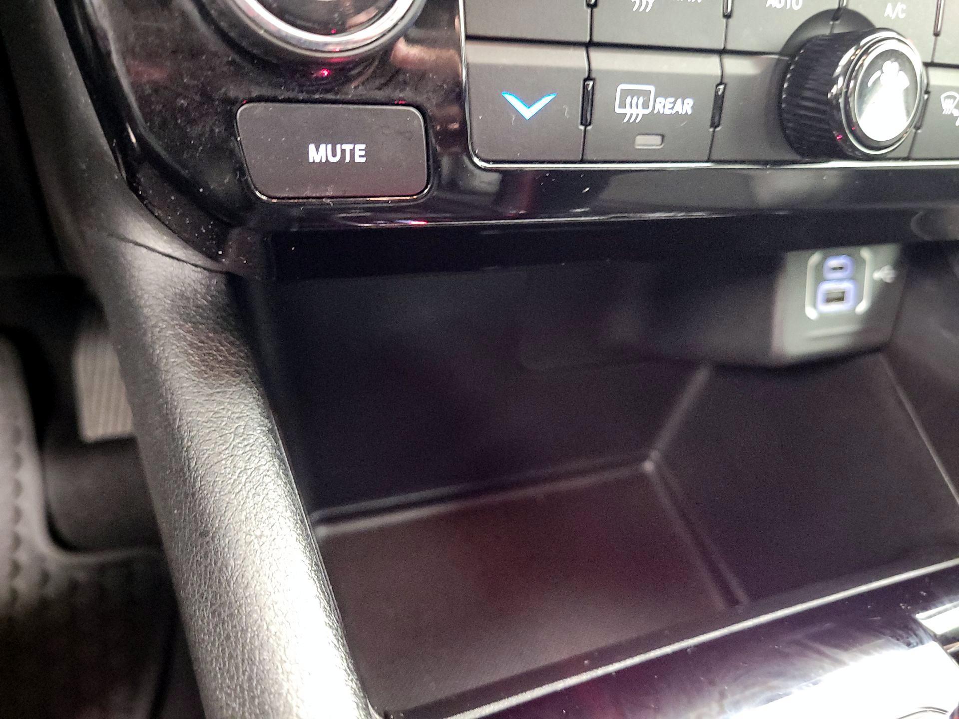 Thumbnail: 2022 Jeep Compass - 18