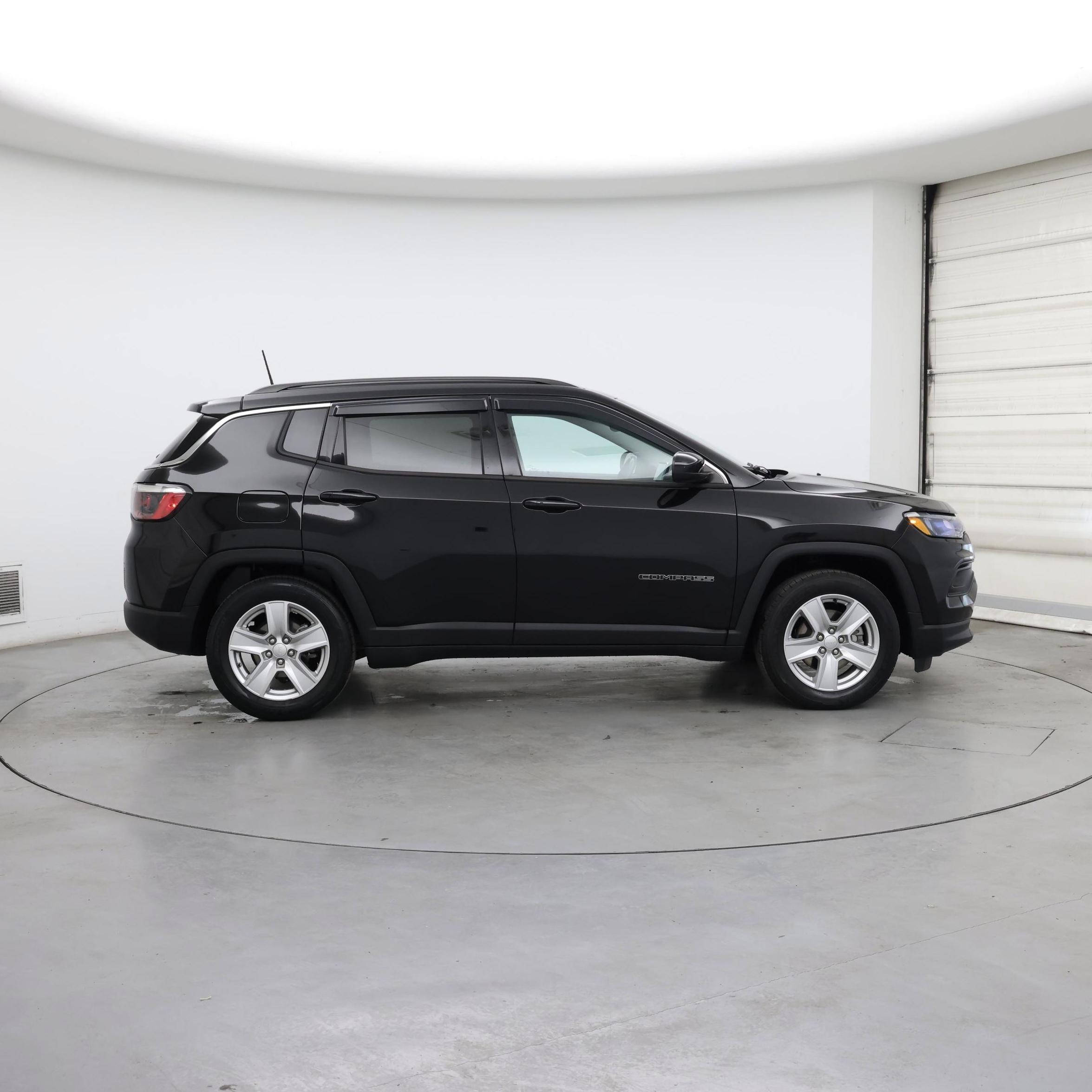 Thumbnail: 2022 Jeep Compass - 7
