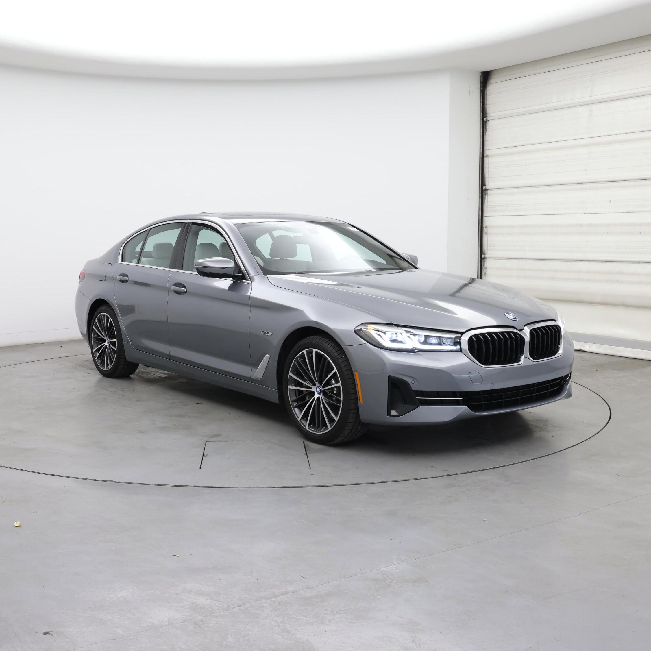 Gray 2023 BMW 5 Series Sedan Rear-Wheel Drive Automatic