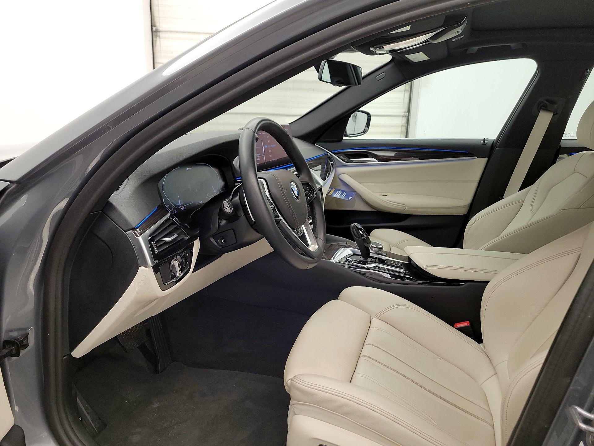 Thumbnail: 2023 BMW 5 Series - 11