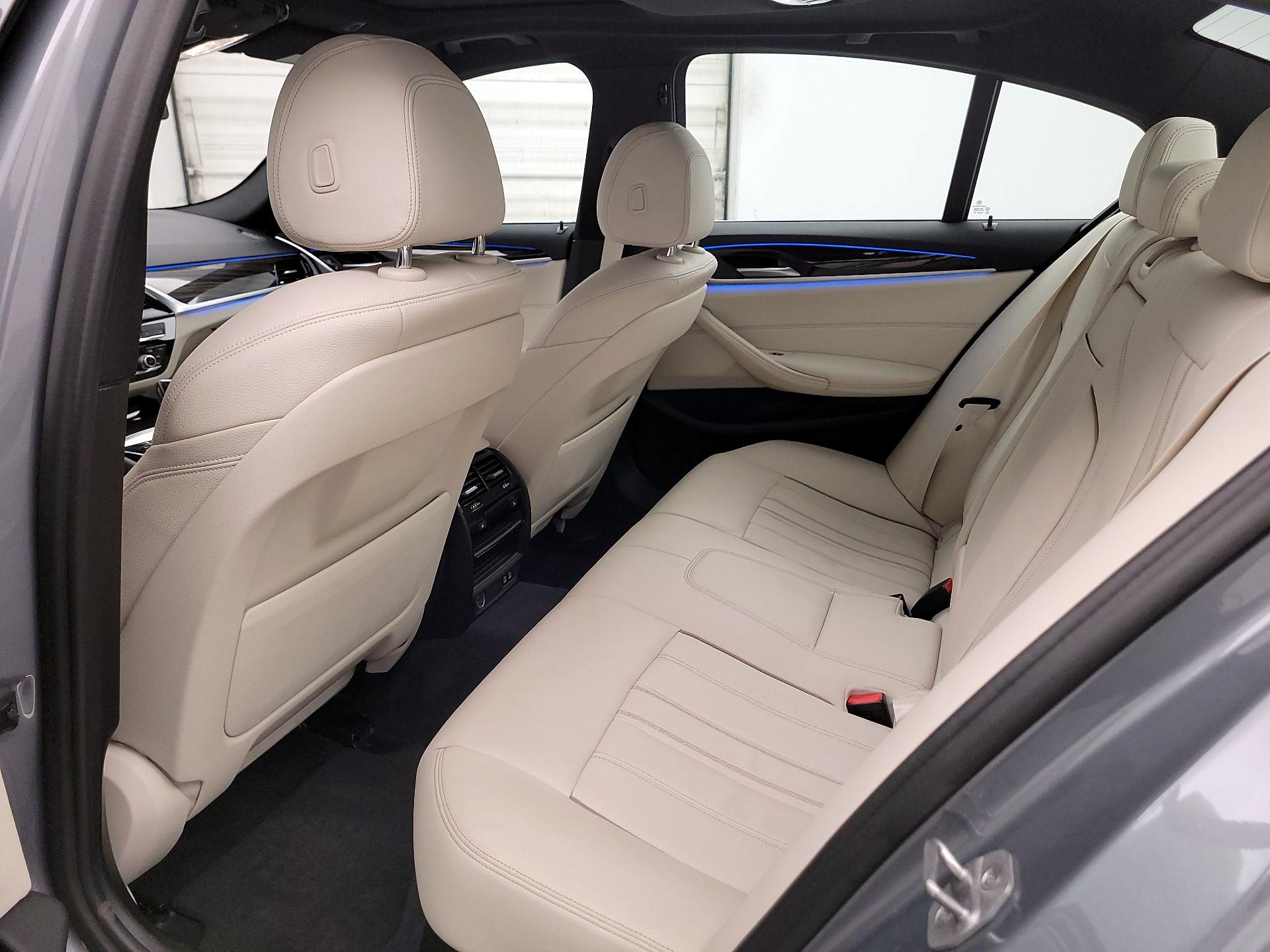 Thumbnail: 2023 BMW 5 Series - 16