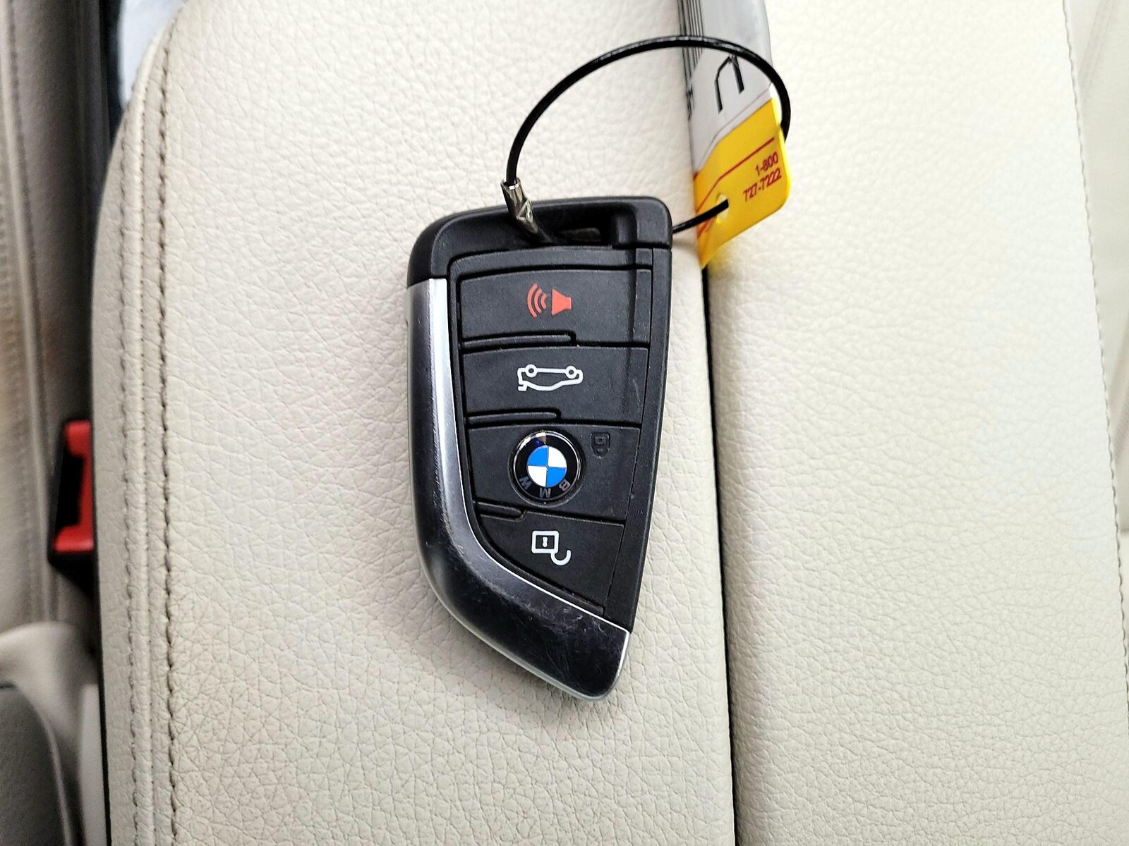 2023 BMW 5 Series 530e - Photo 20