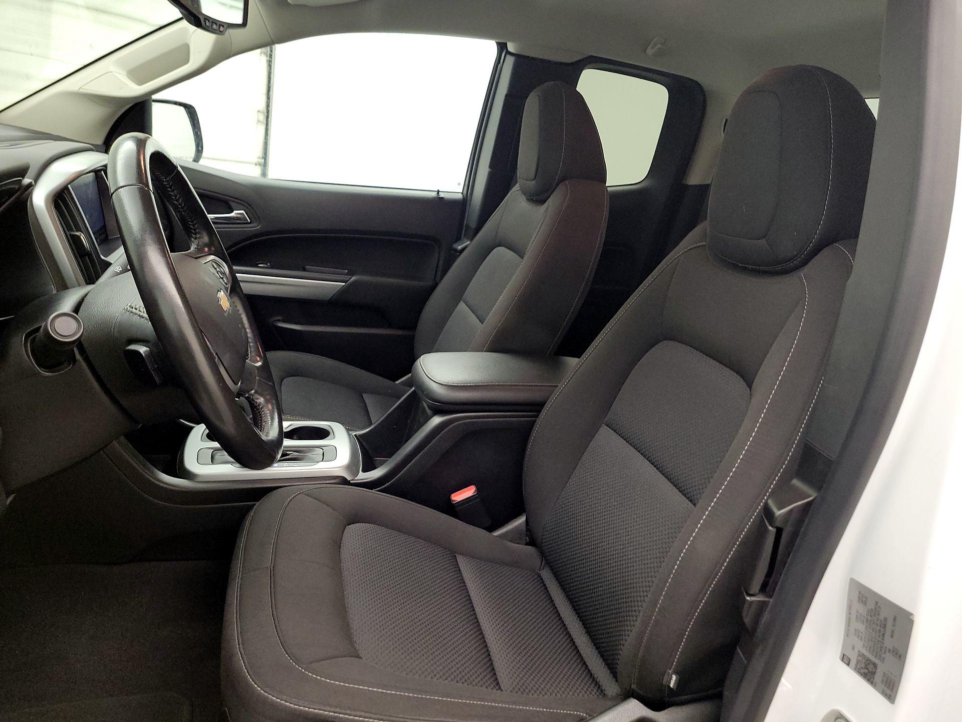 Thumbnail: 2022 Chevrolet Colorado - 11