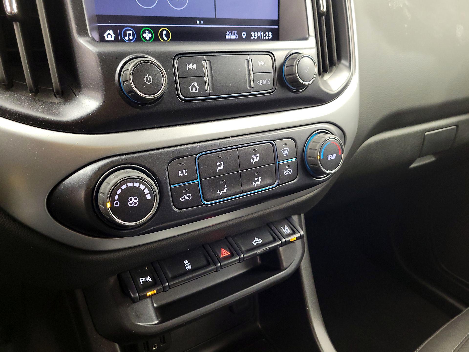 Thumbnail: 2022 Chevrolet Colorado - 16