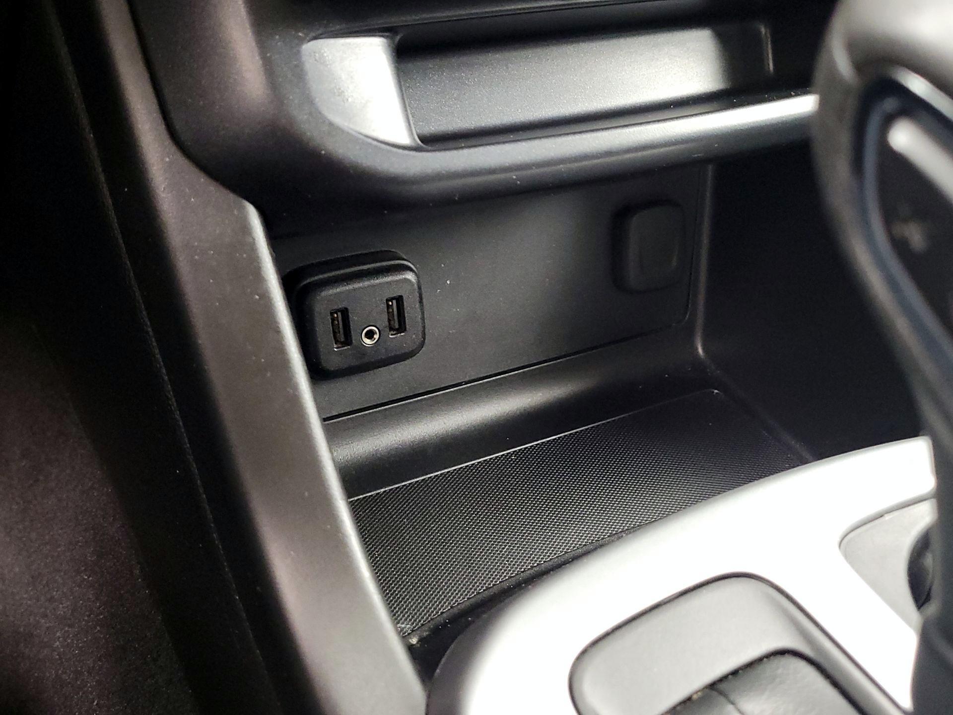 Thumbnail: 2022 Chevrolet Colorado - 18