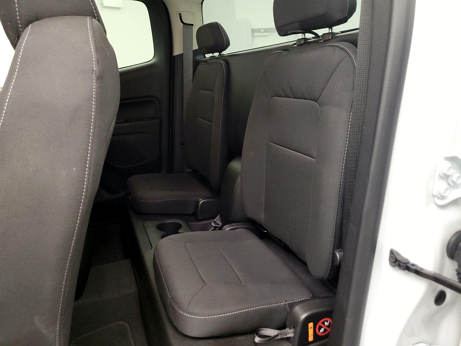 Thumbnail: 2022 Chevrolet Colorado - 19