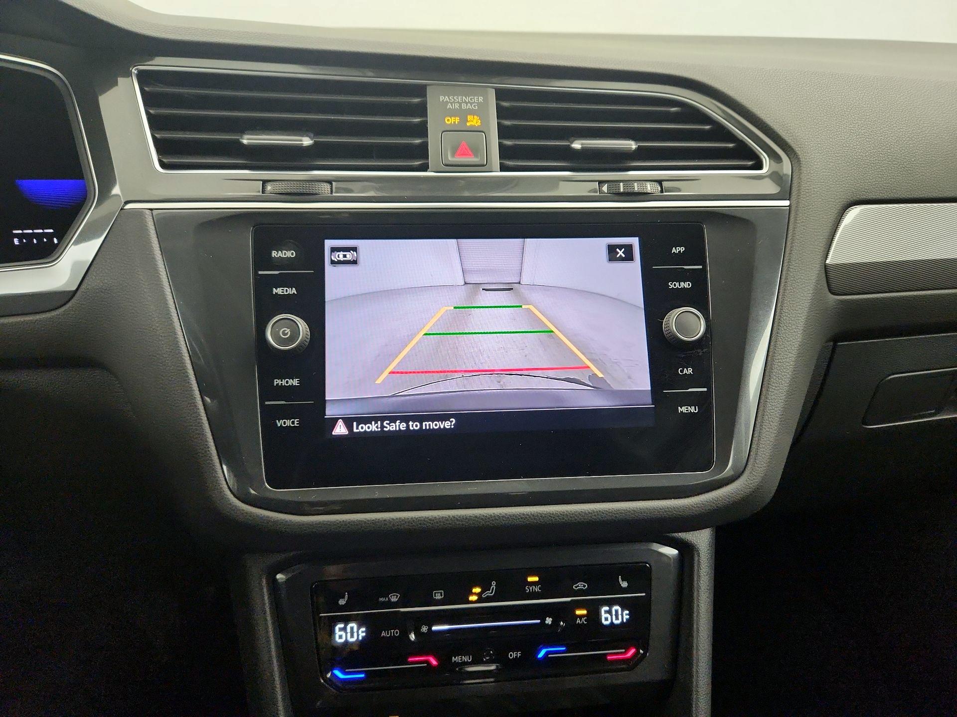 Thumbnail: 2023 Volkswagen Tiguan - 12