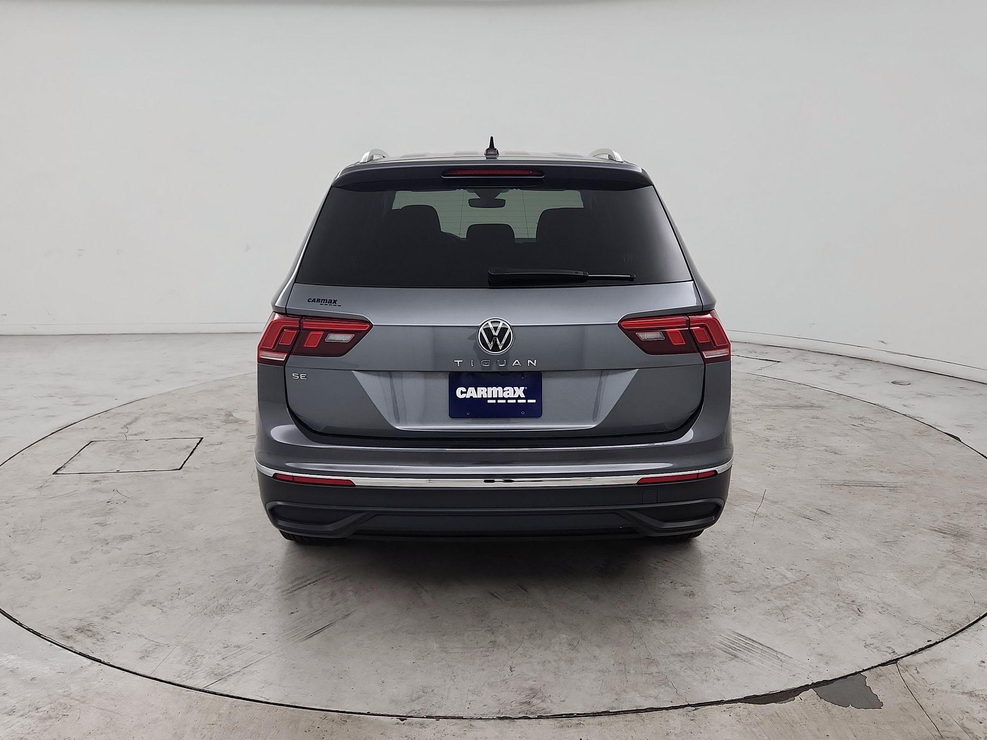 Thumbnail: 2023 Volkswagen Tiguan - 6