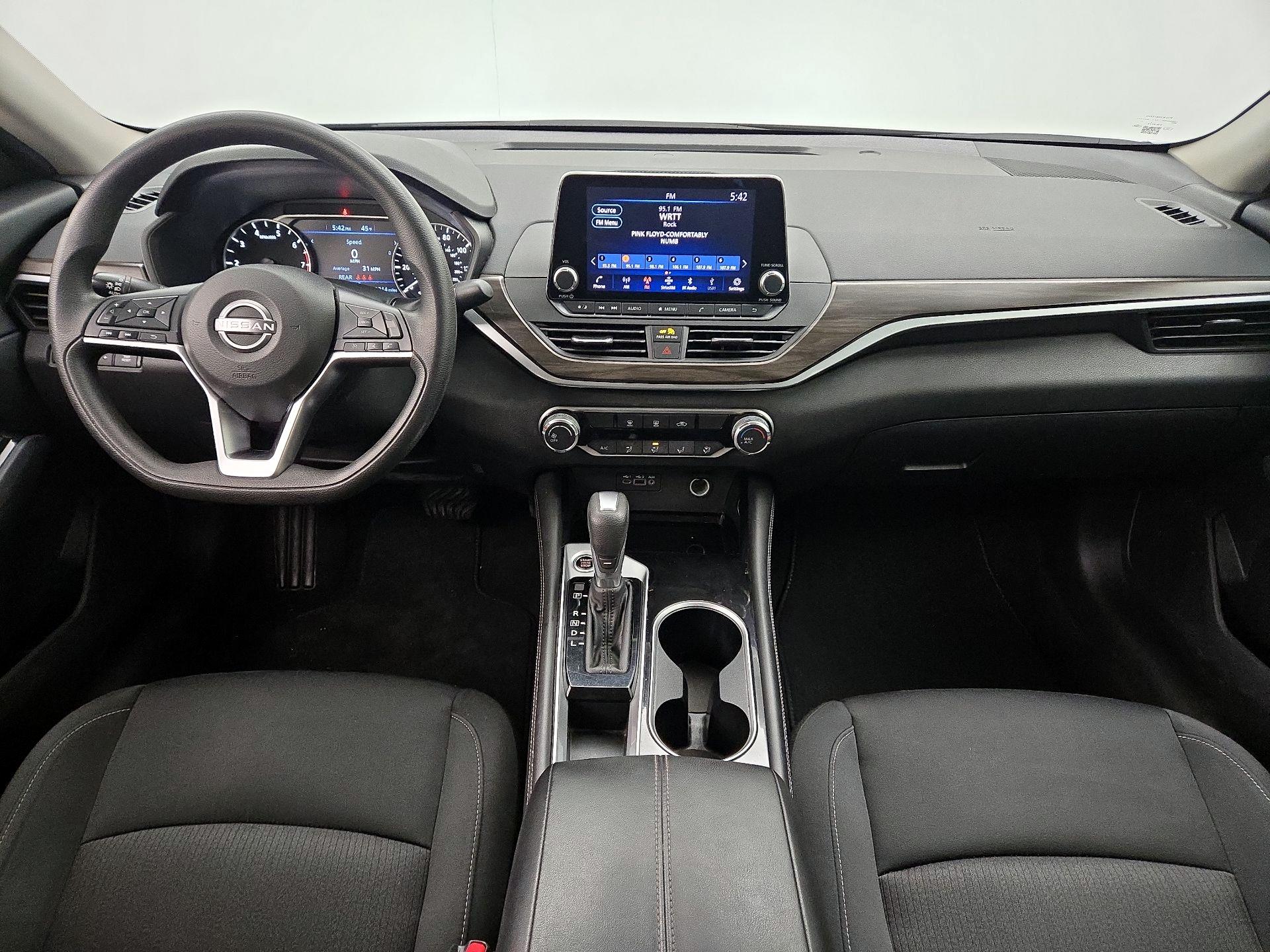 Thumbnail: 2023 Nissan Altima - 9