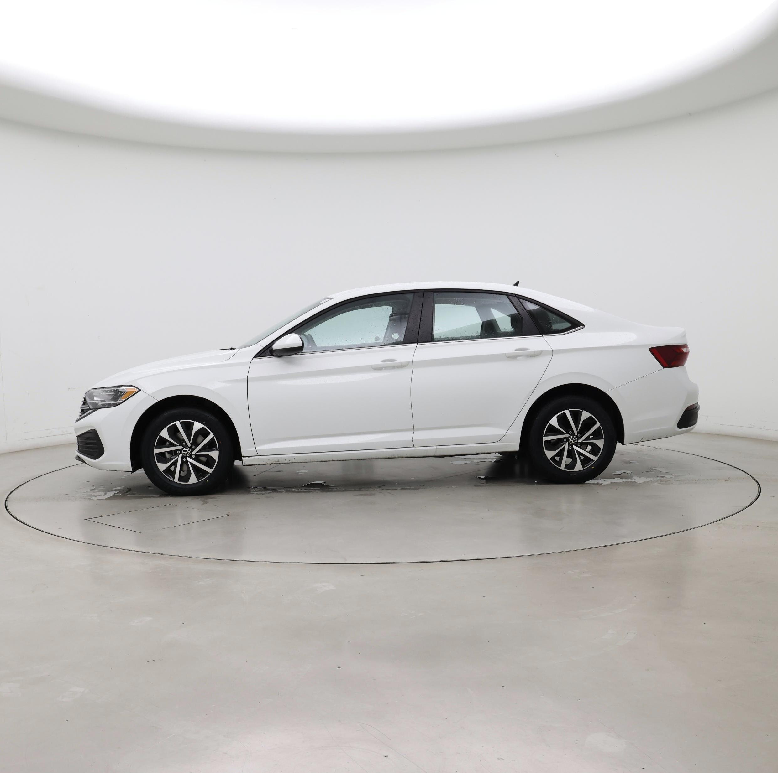 Thumbnail: 2024 Volkswagen Jetta - 3