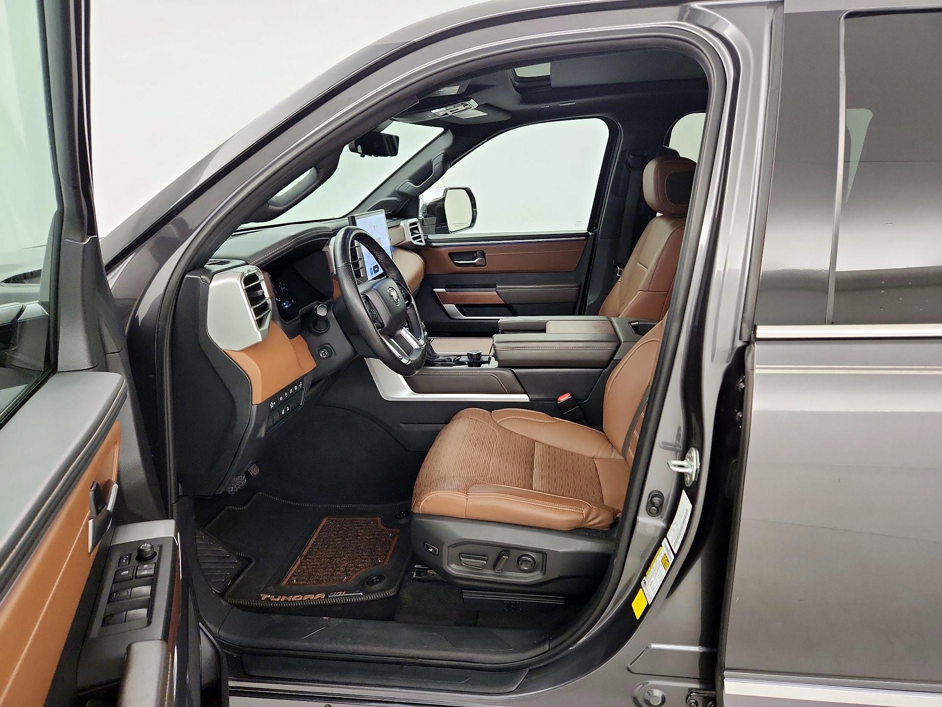 Thumbnail: 2023 Toyota Tundra - 9