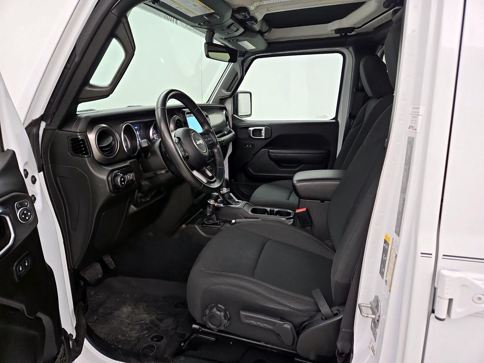 Thumbnail: 2022 Jeep Gladiator - 11