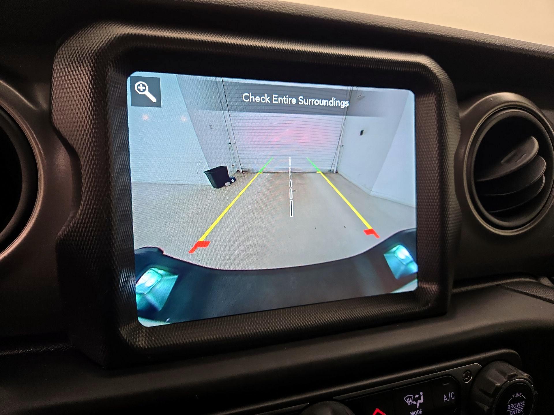 Thumbnail: 2022 Jeep Gladiator - 15