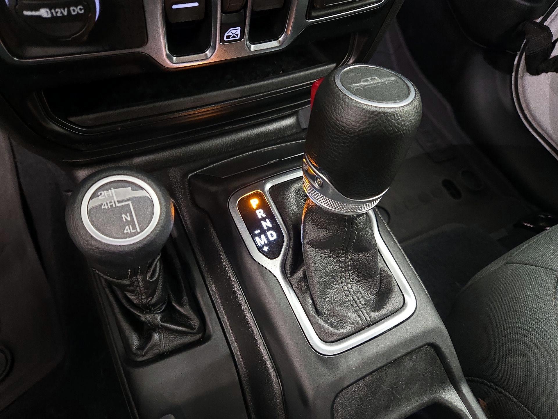 Thumbnail: 2022 Jeep Gladiator - 18