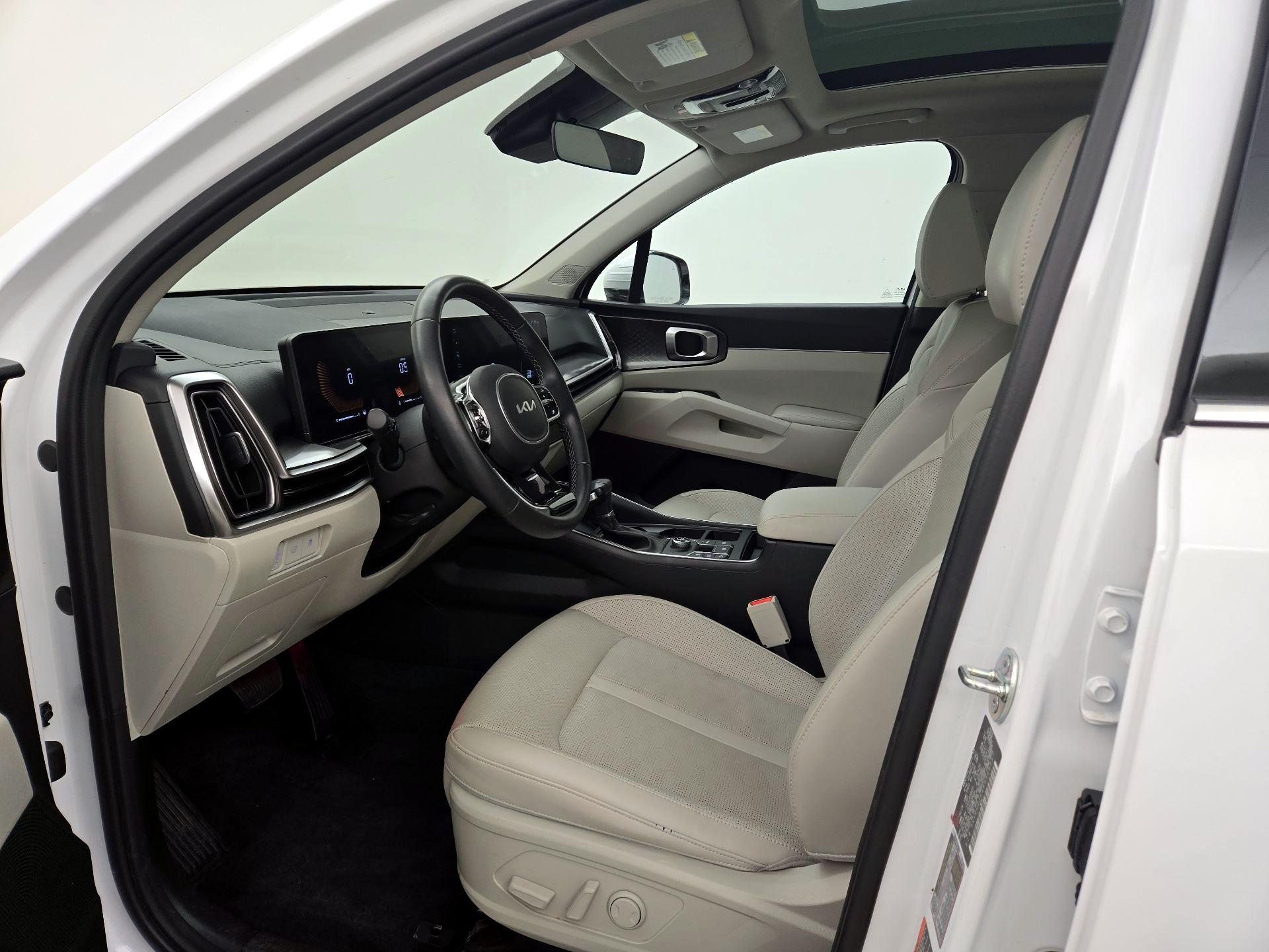 Thumbnail: 2024 Kia Sorento - 11