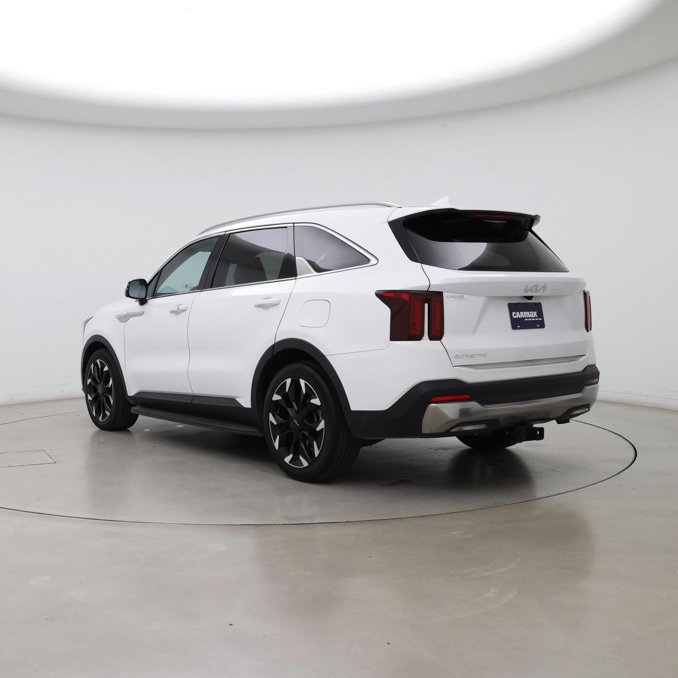 Thumbnail: 2024 Kia Sorento - 2