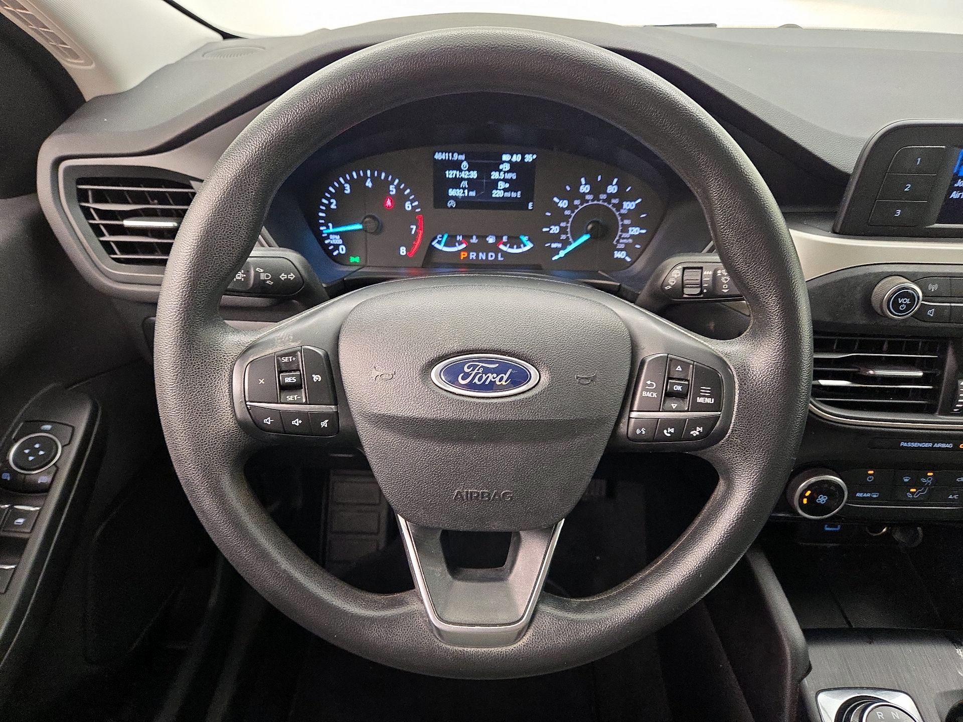 Thumbnail: 2022 Ford Escape - 10