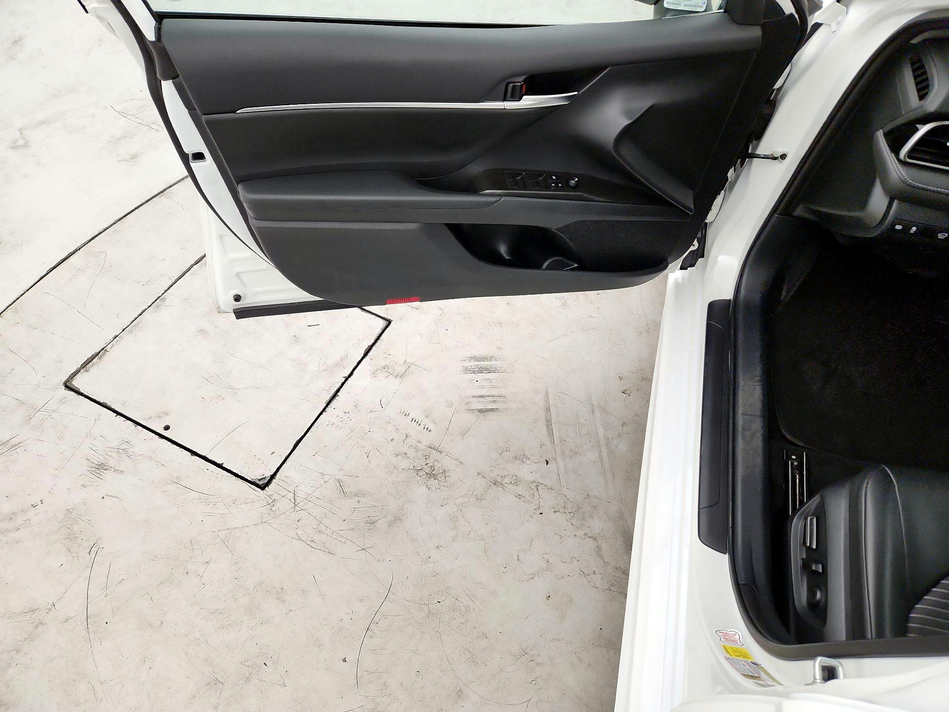 Thumbnail: 2024 Toyota Camry - 10