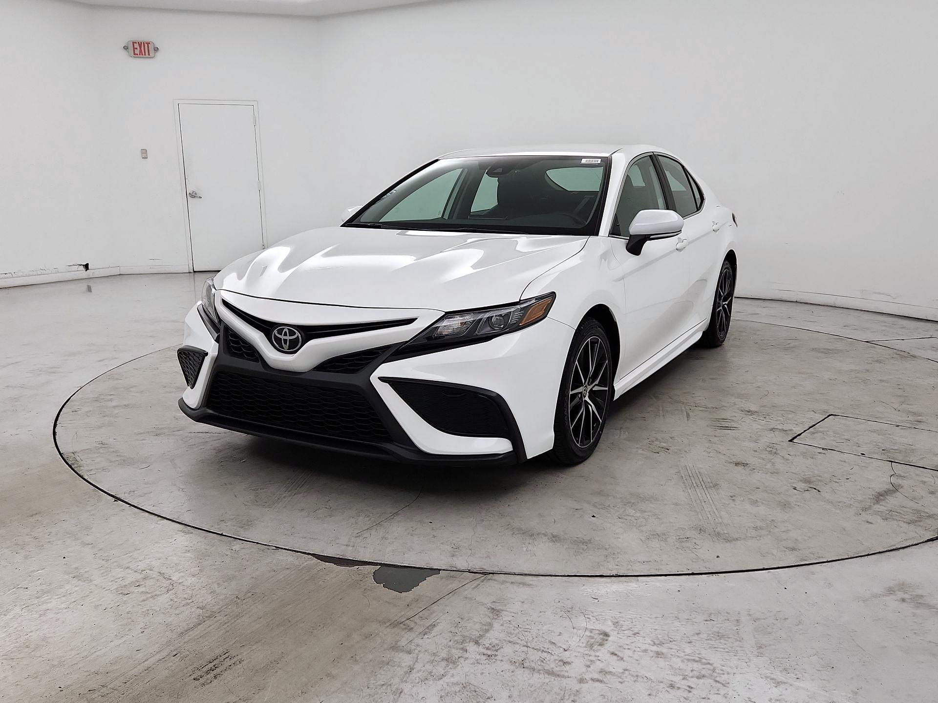 Thumbnail: 2024 Toyota Camry - 3