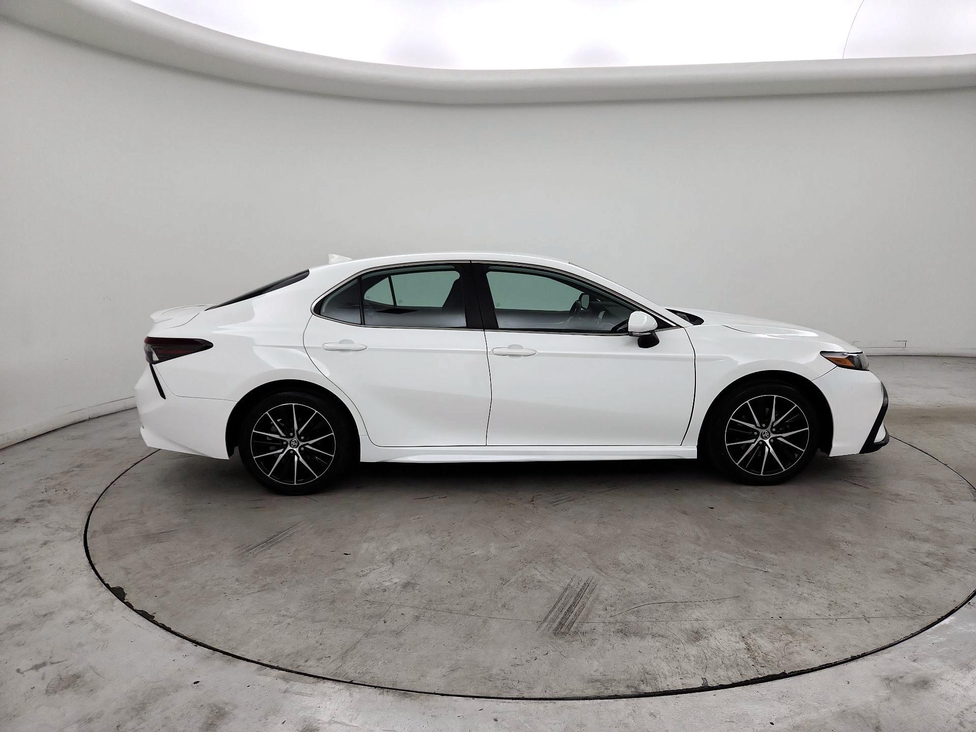 Thumbnail: 2024 Toyota Camry - 4