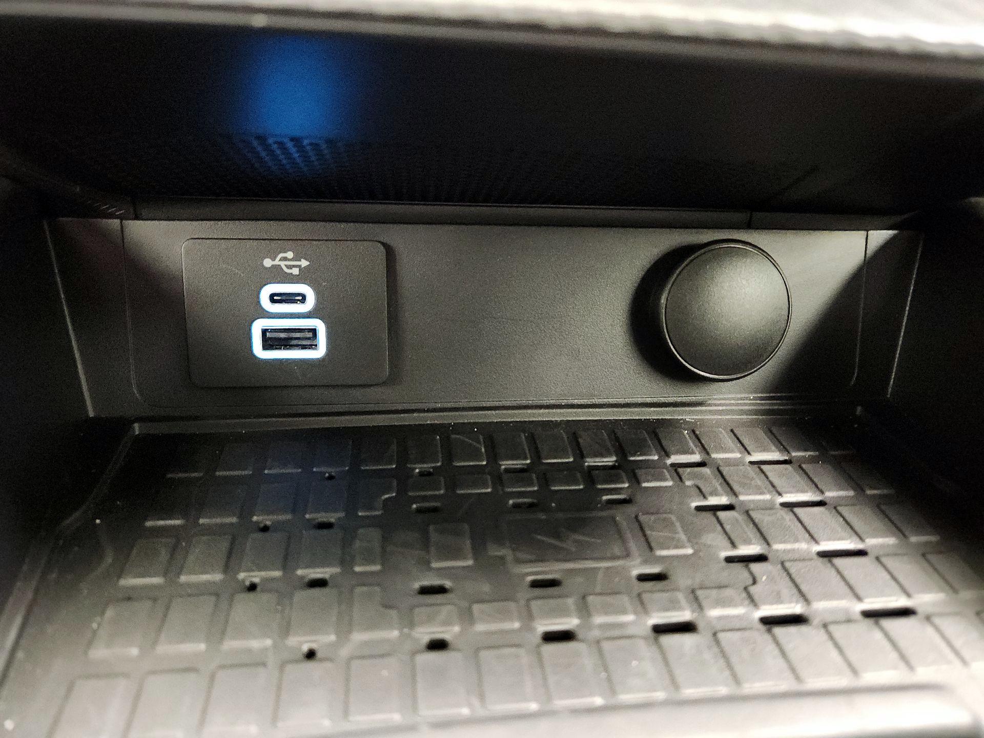 Thumbnail: 2024 Ford Mustang - 17