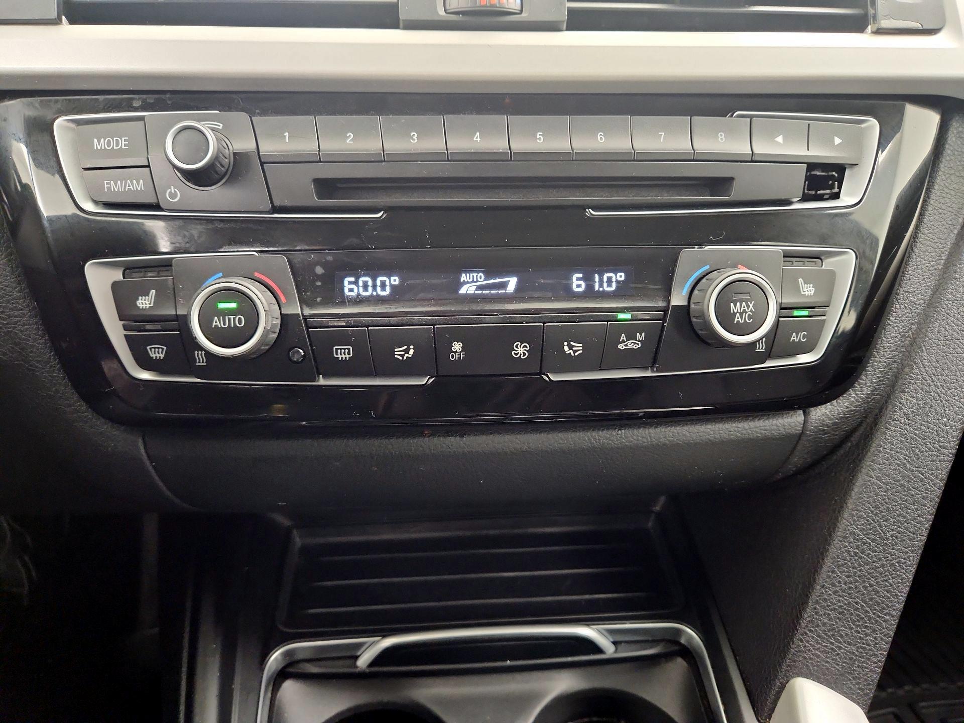 Thumbnail: 2016 BMW 3 Series - 14